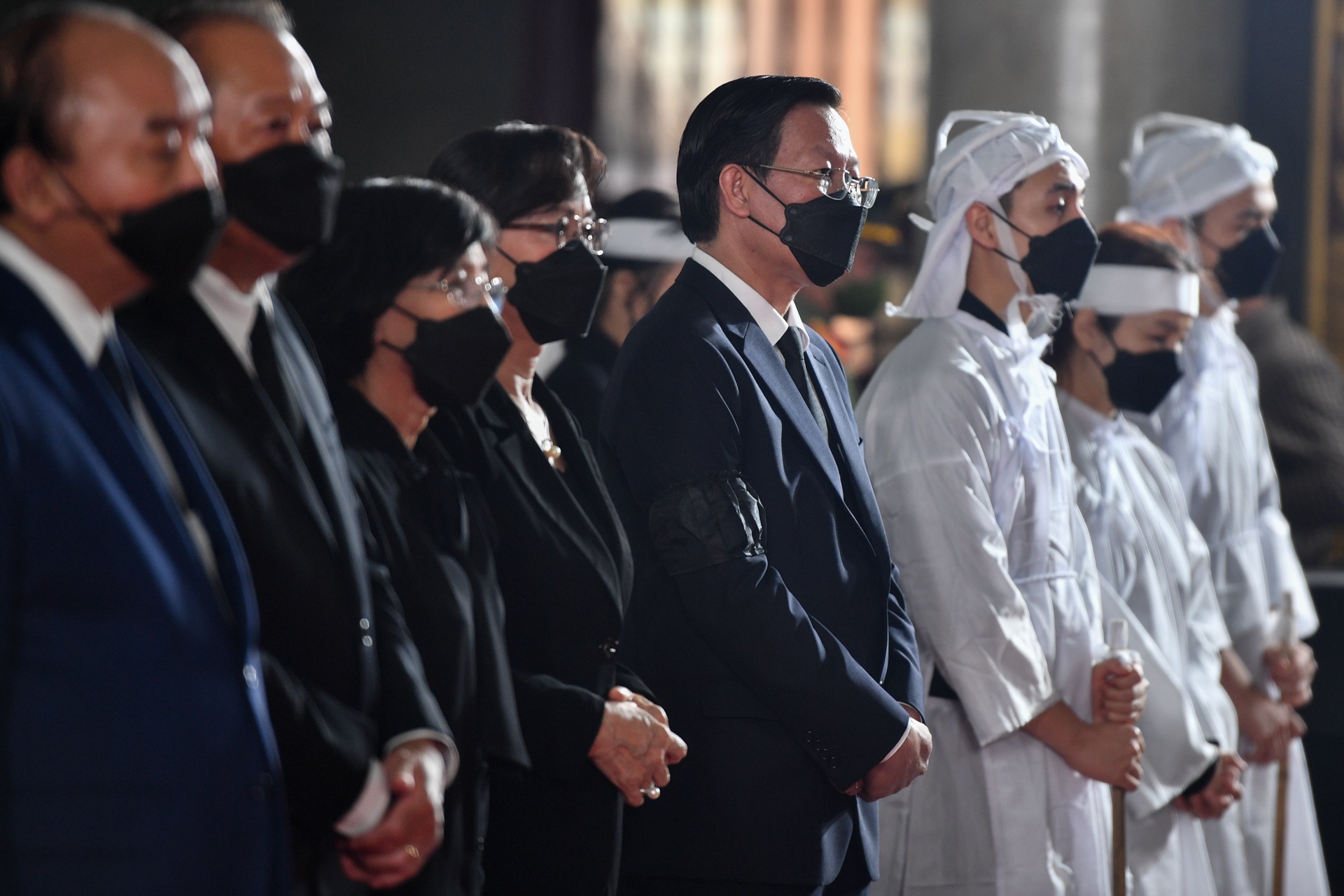 Le tang Pho chu tich TP.HCM Le Hoa Binh anh 4