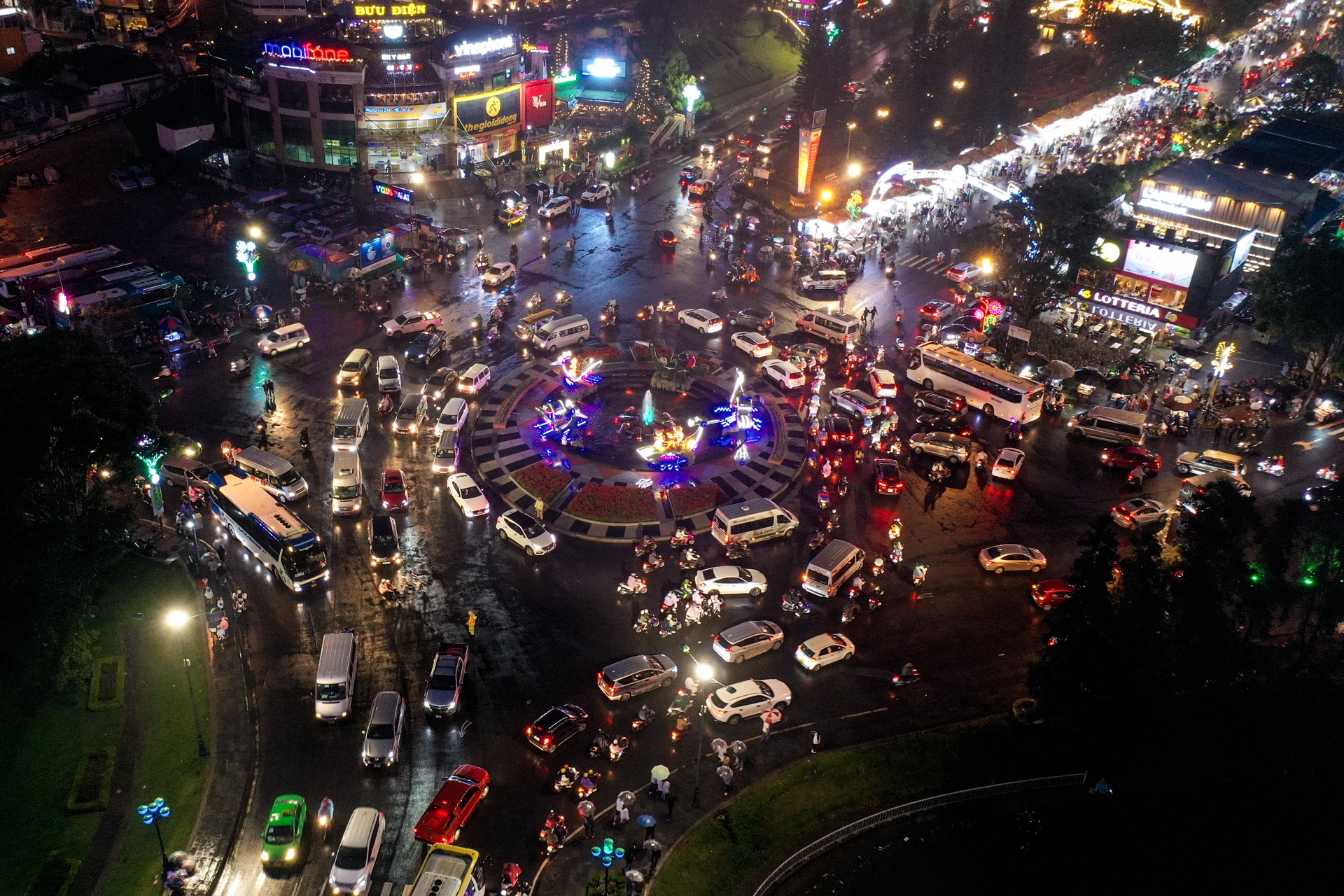 TP Da Lat nghi le 30/4 anh 4