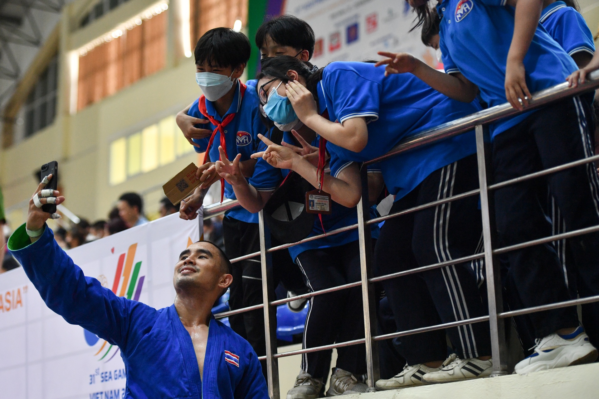 Viet Nam gianh duy chuong vang anh 3