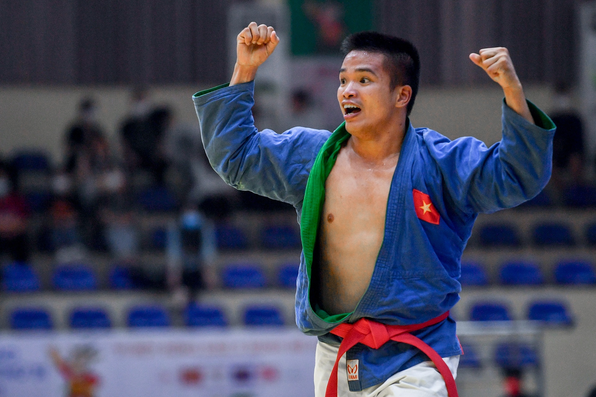 Khoanh khac trong ngay 'mua vang' cua kurash Viet Nam o SEA Games hinh anh
