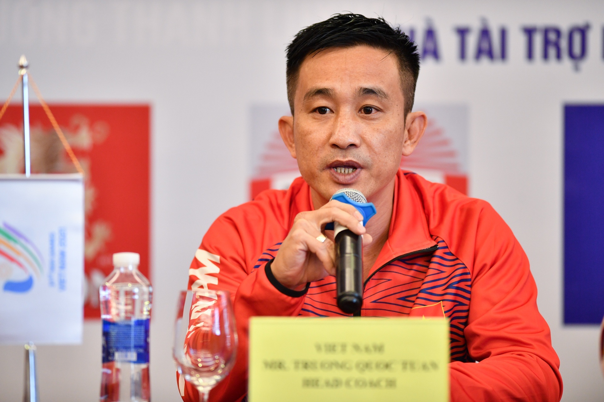 HLV truong futsal nu Viet Nam: 'Thai Lan la doi thu lon nhat' hinh anh