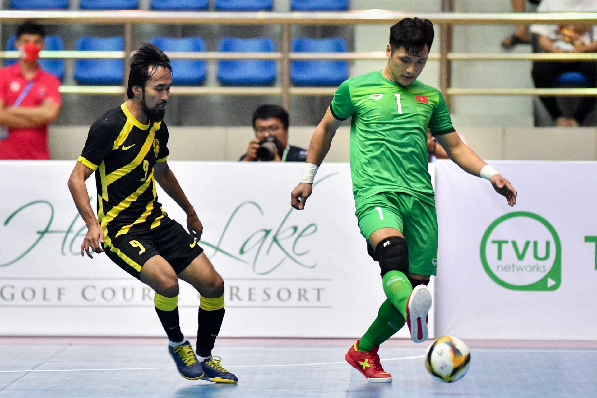 futsal viet nam thang malaysia anh 6
