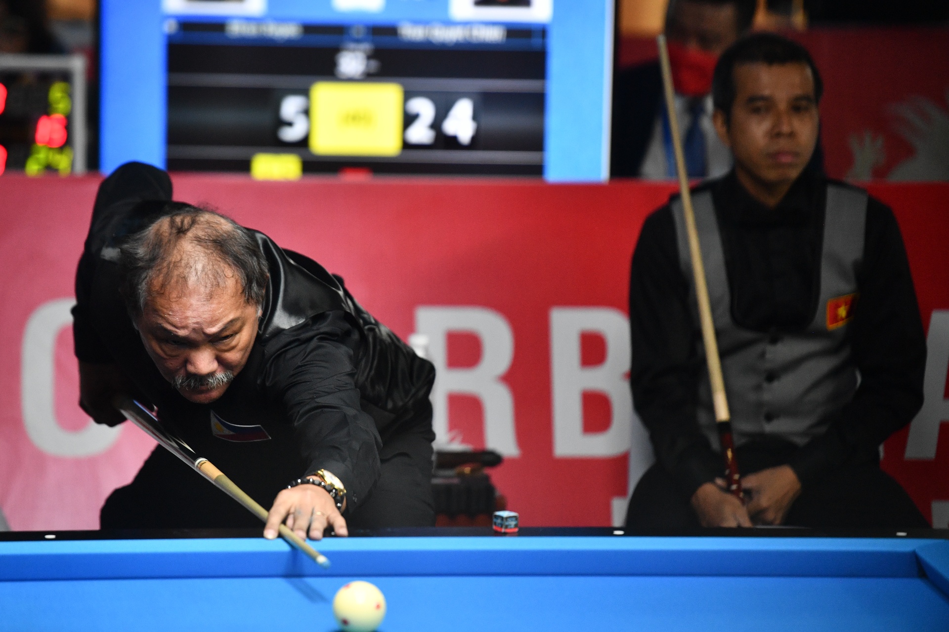 Quyet Chien cui chao Reyes anh 7