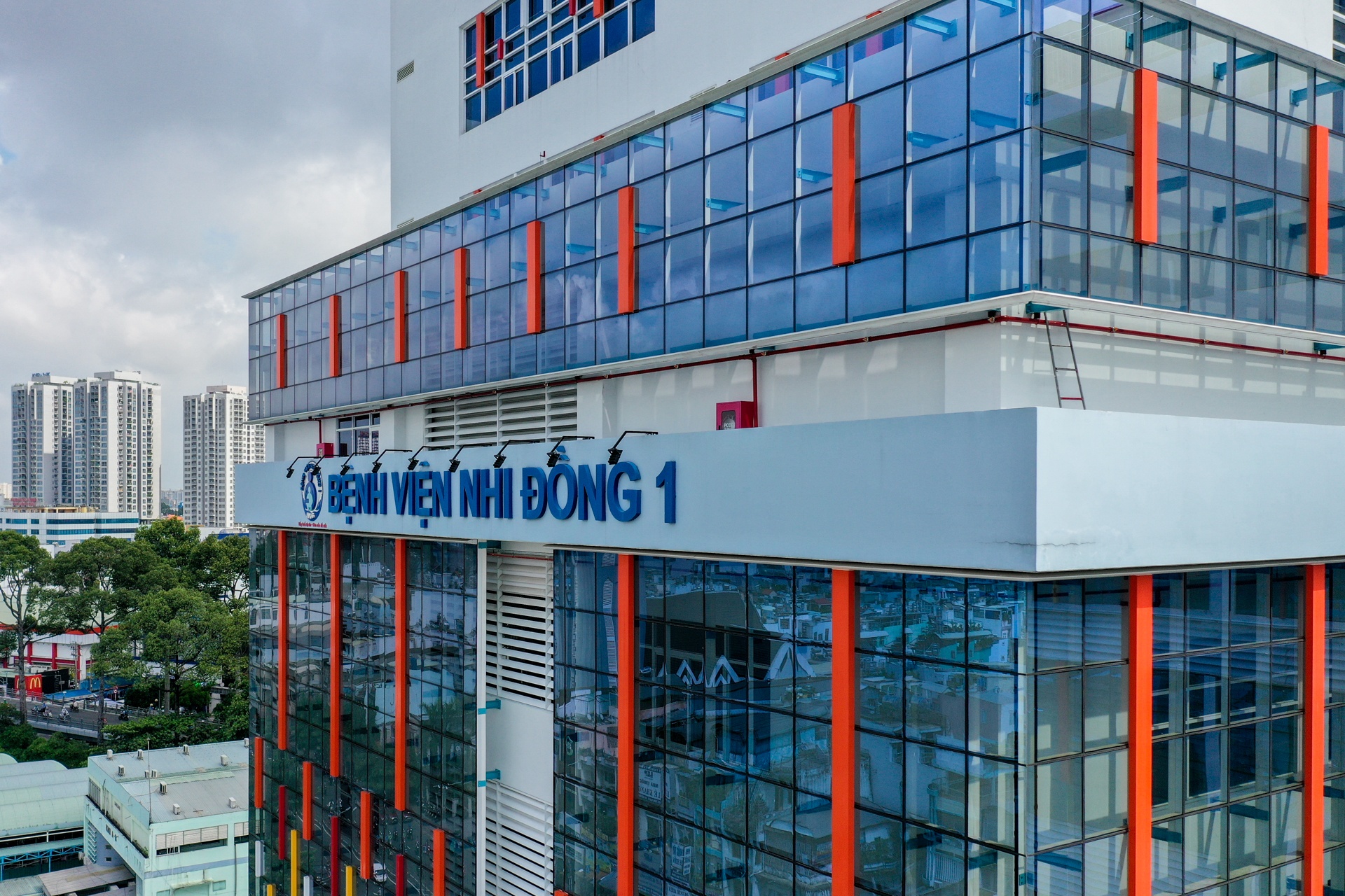 Trung tam dieu tri nhi khoa hien dai nhat phia Nam hinh anh