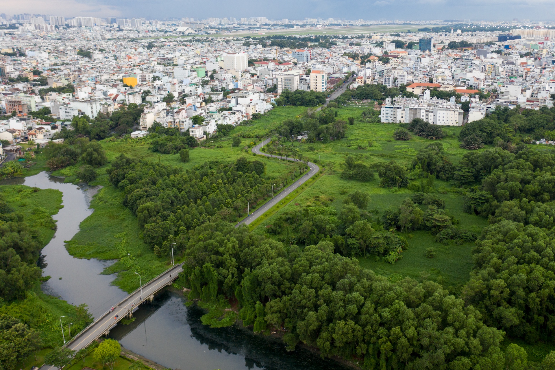 cong vien dang do tai TP.HCM anh 2