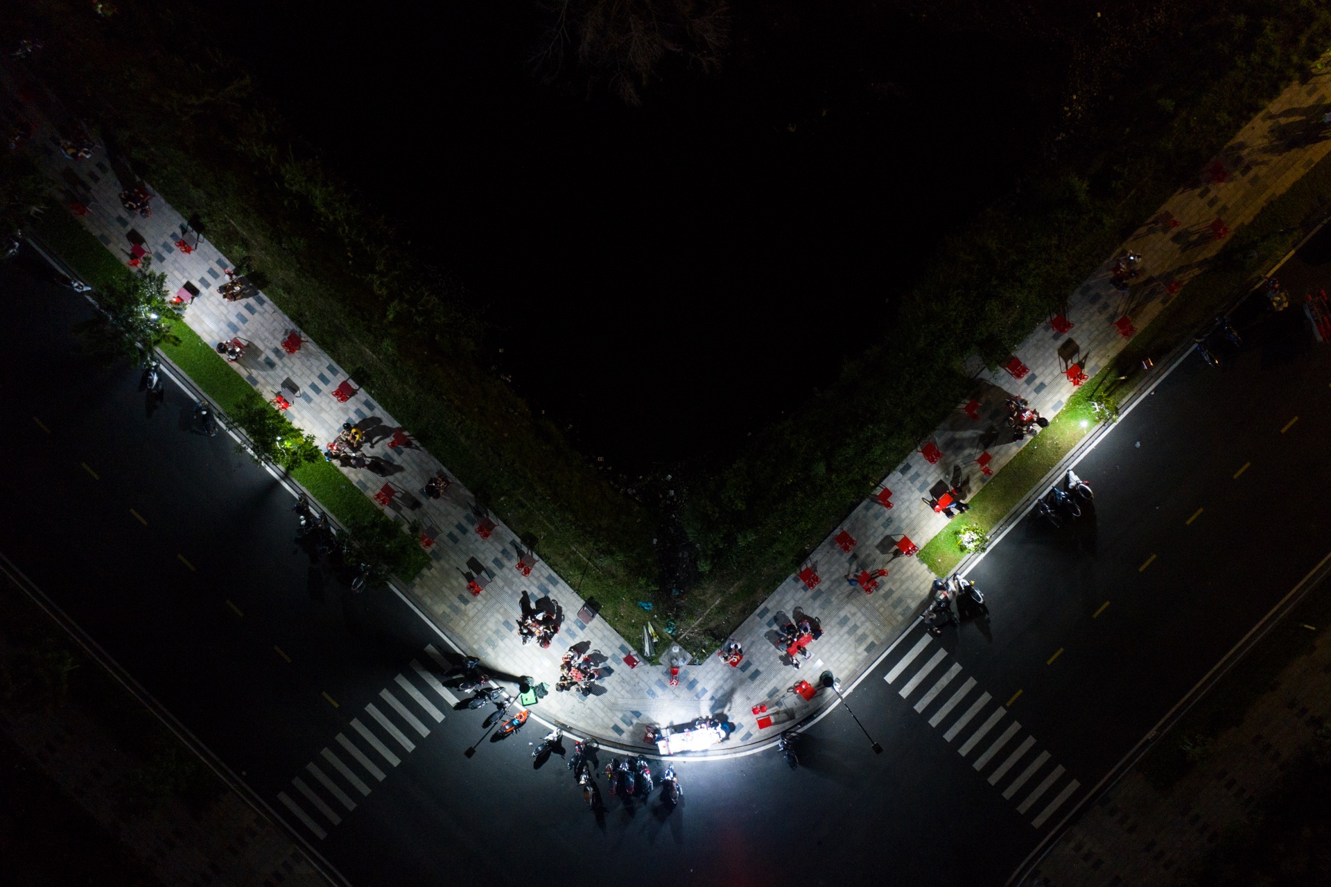 hang quan dong duc cau thu thiem 2 anh 7