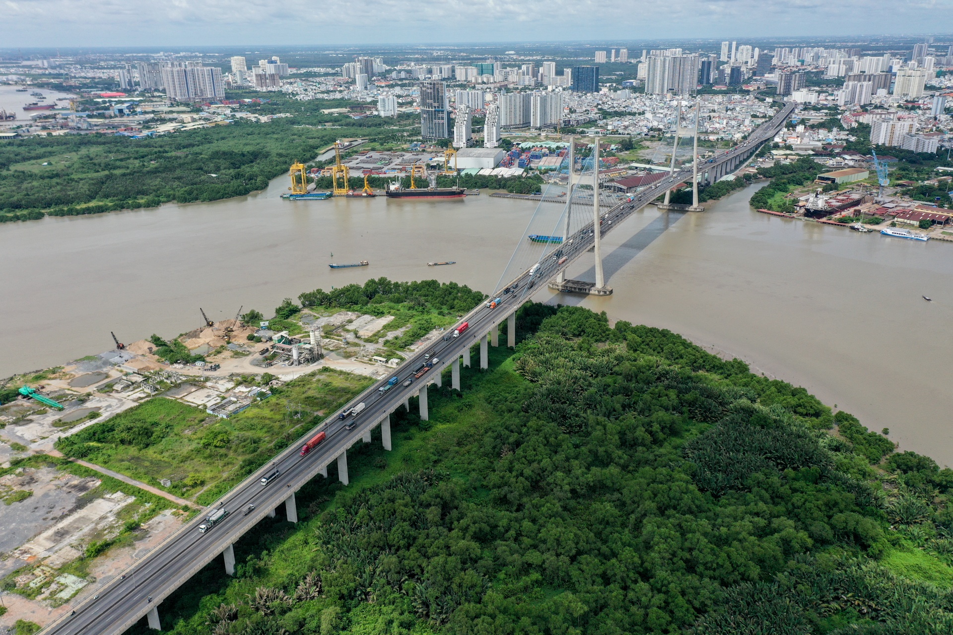 di doi KCX Tan Thuan anh 12