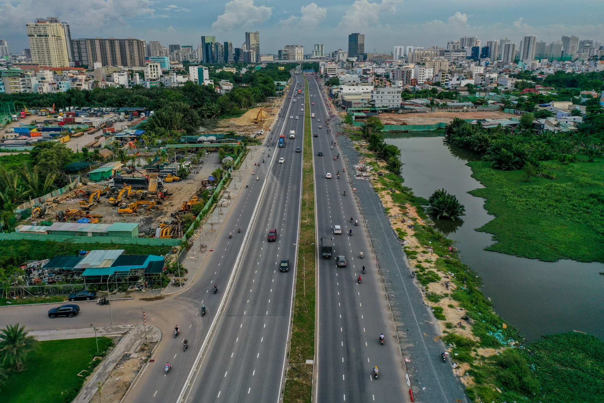 di doi KCX Tan Thuan anh 10