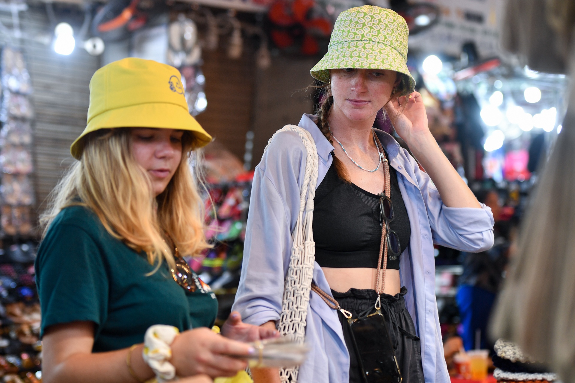 Cho Ben Thanh dong duc anh 3