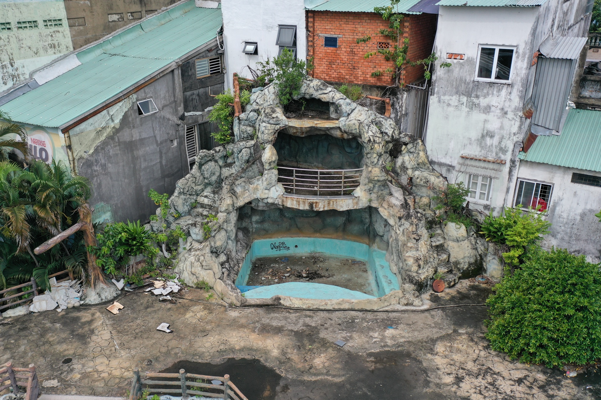 Cong vien nuoc Dai The Gioi bo hoang o TP.HCM anh 5