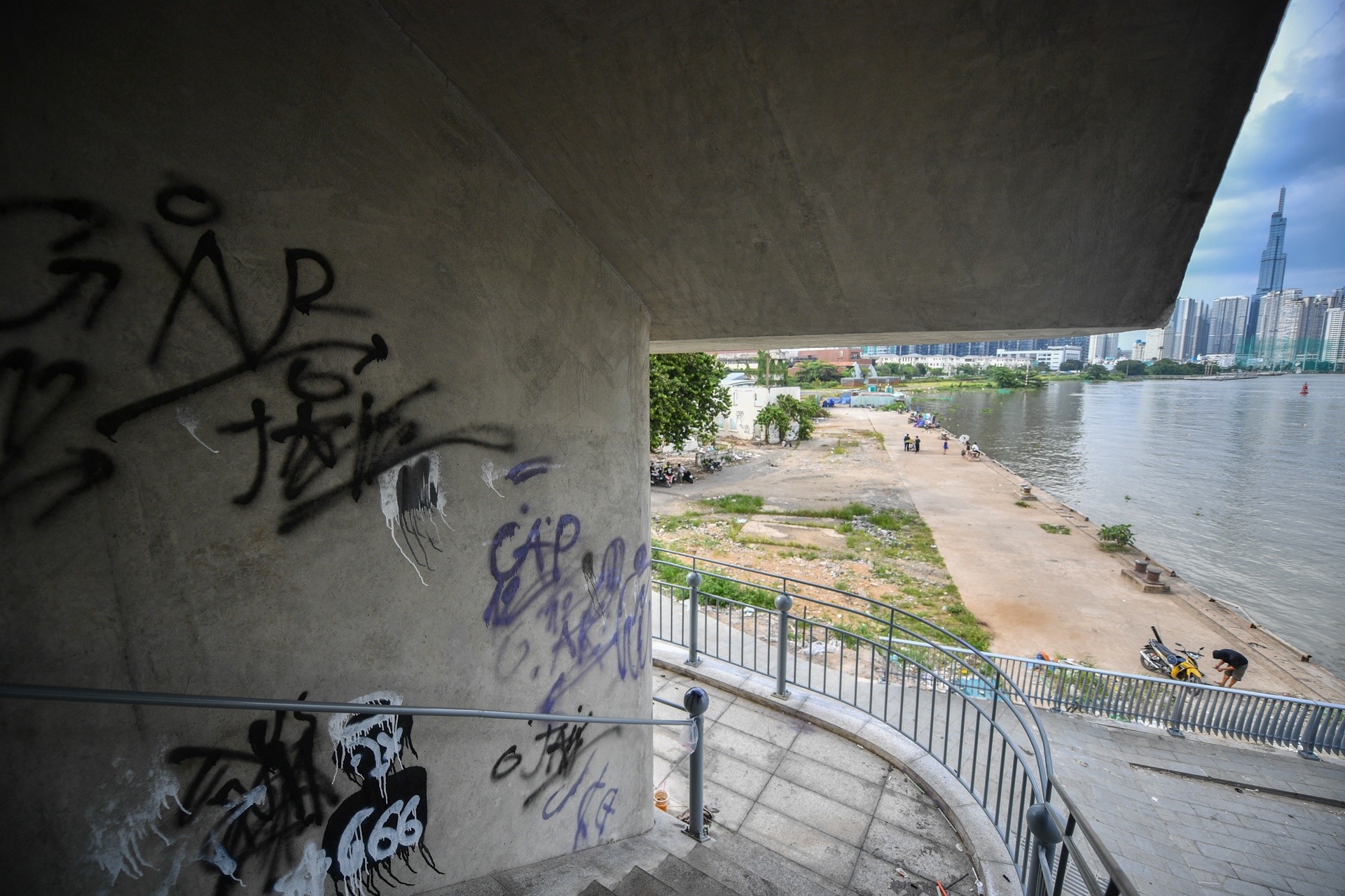 Cau Thu Thiem 2 bi ve bay anh 3