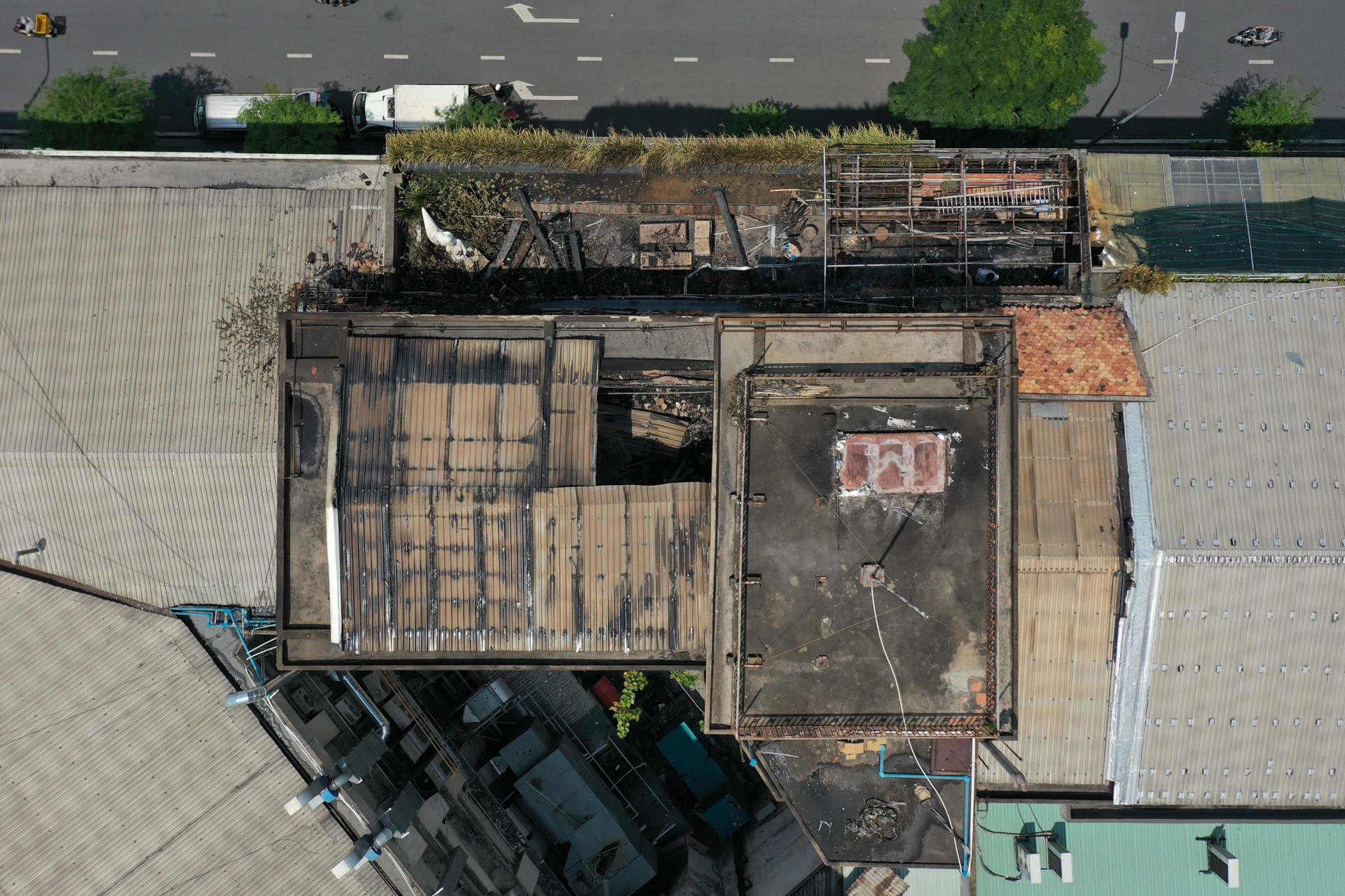 chay quan ca phe tren duong Dong Khoi anh 8