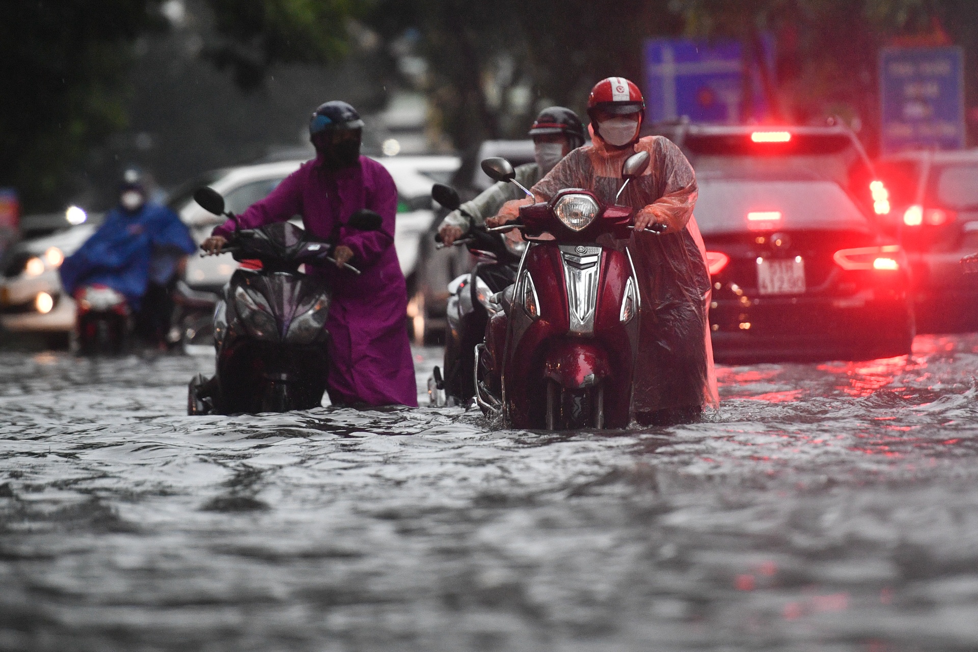 Quan 1 ngap sau sau mua lon anh 3