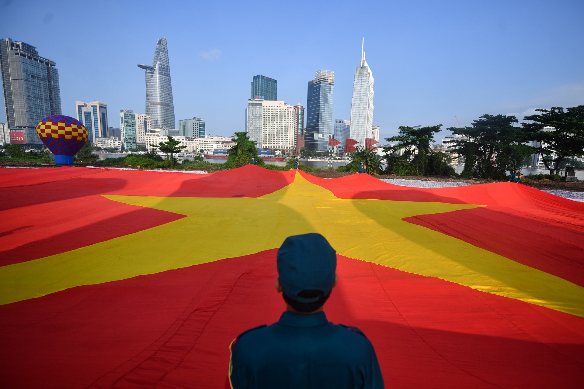 khinh khi cau,  quoc khanh,  TP.HCM anh 1