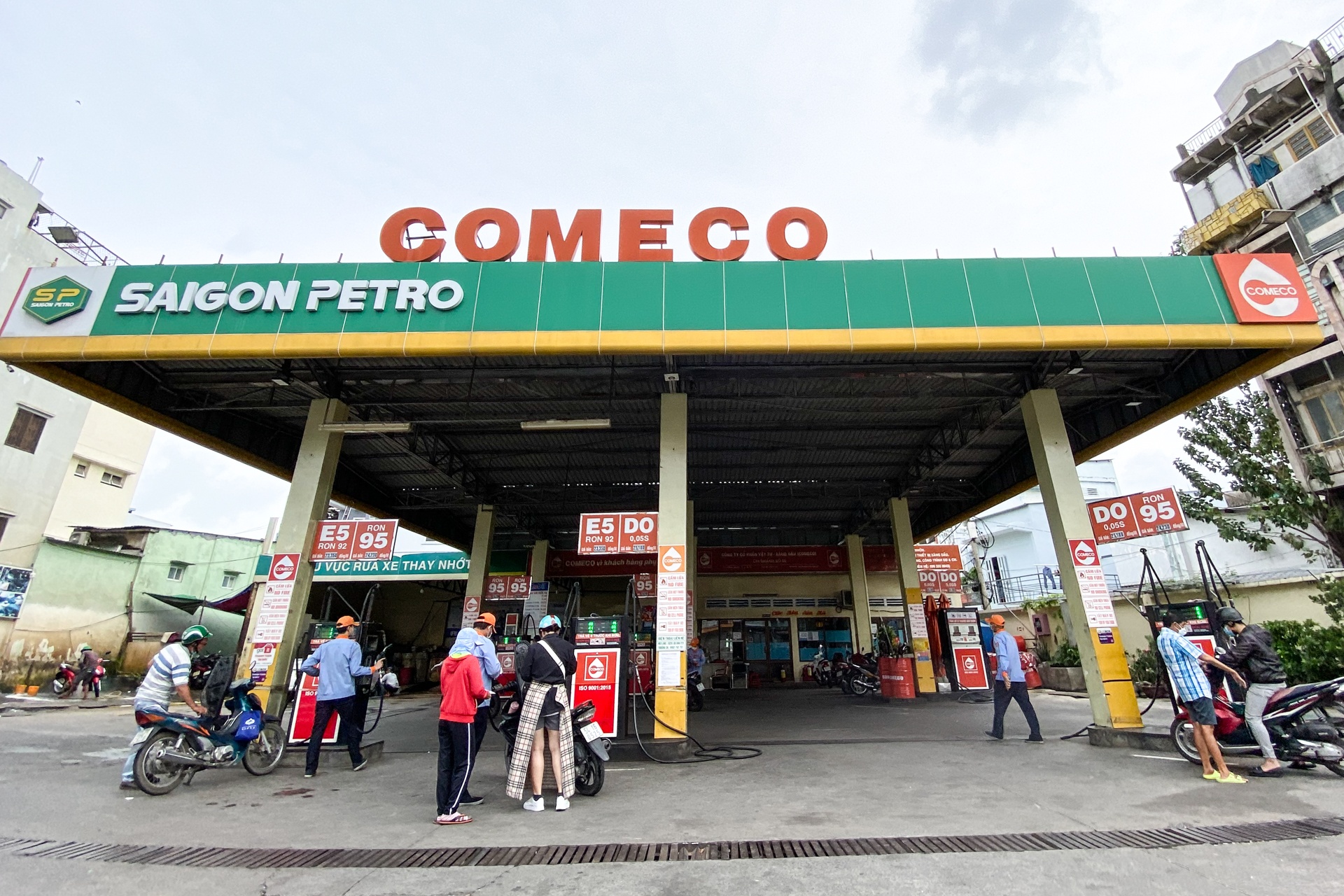 xang dau Saigon Petro anh 4