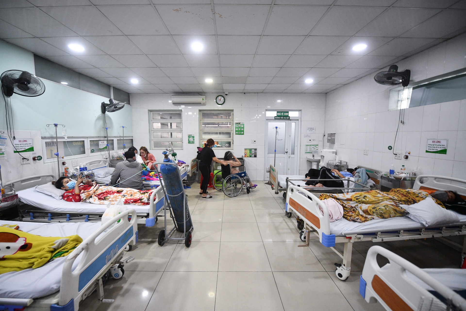 chay Karaoke Binh Duong anh 1