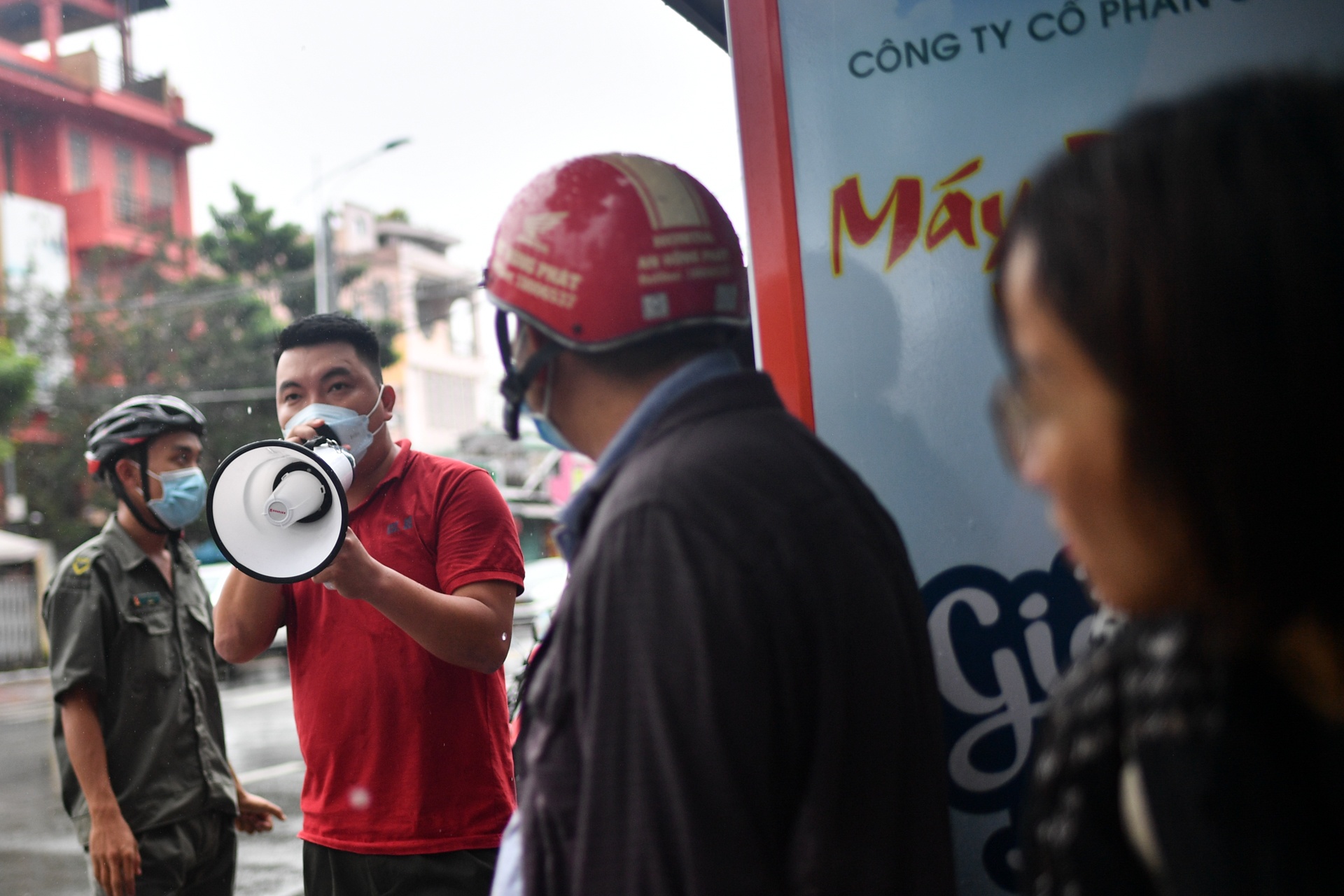 chay quan karaoke Binh Duong anh 4