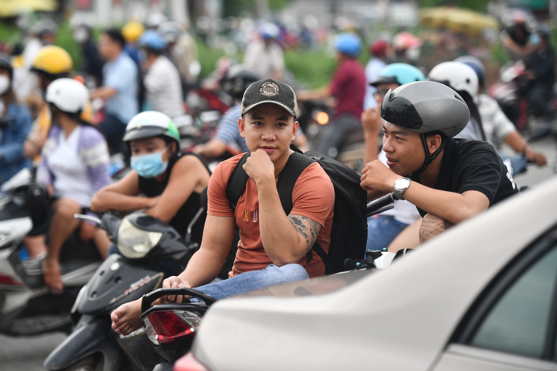 chay karaoke Binh Duong anh 3