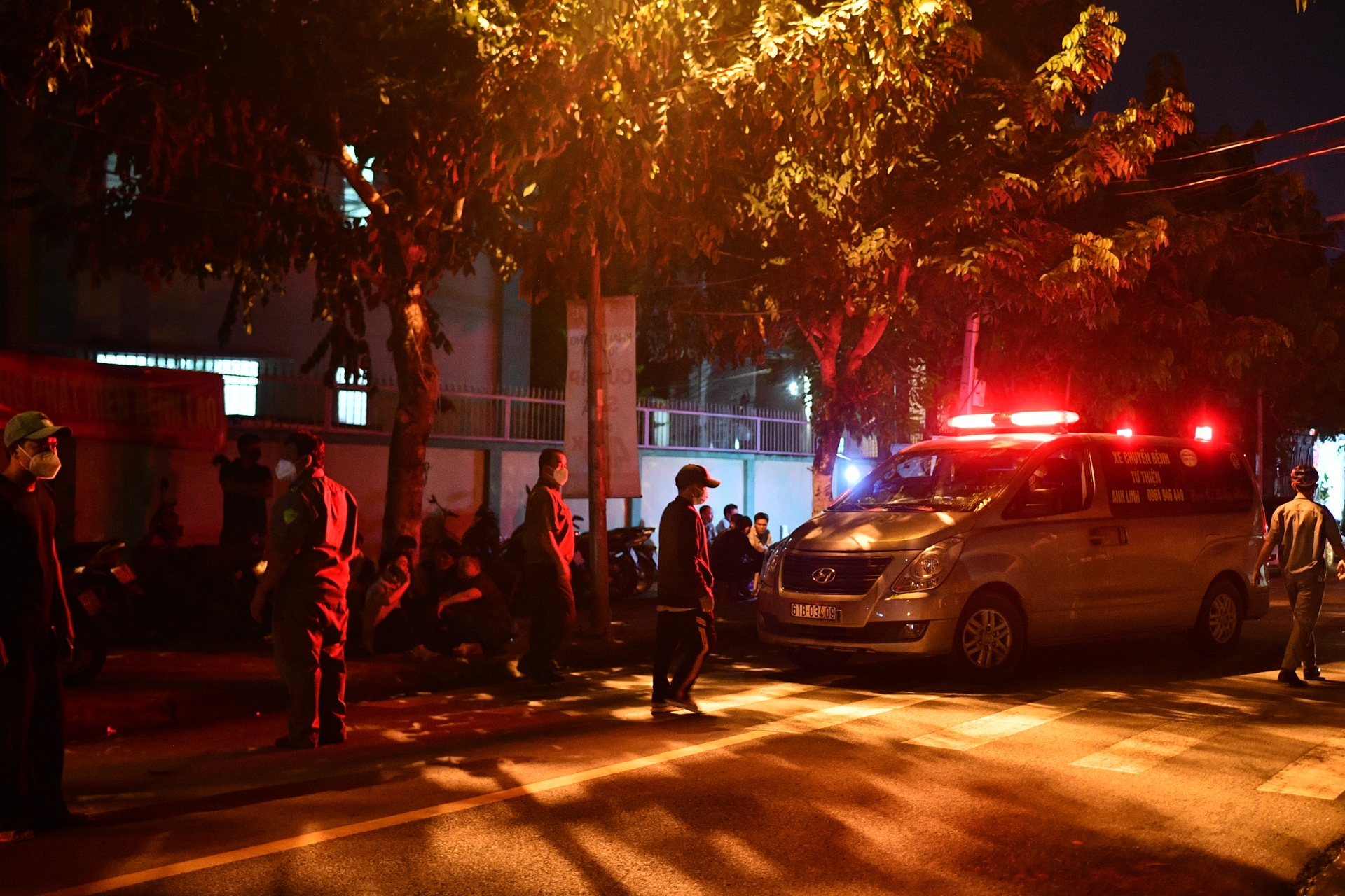 chay quan karaoke Binh Duong anh 2