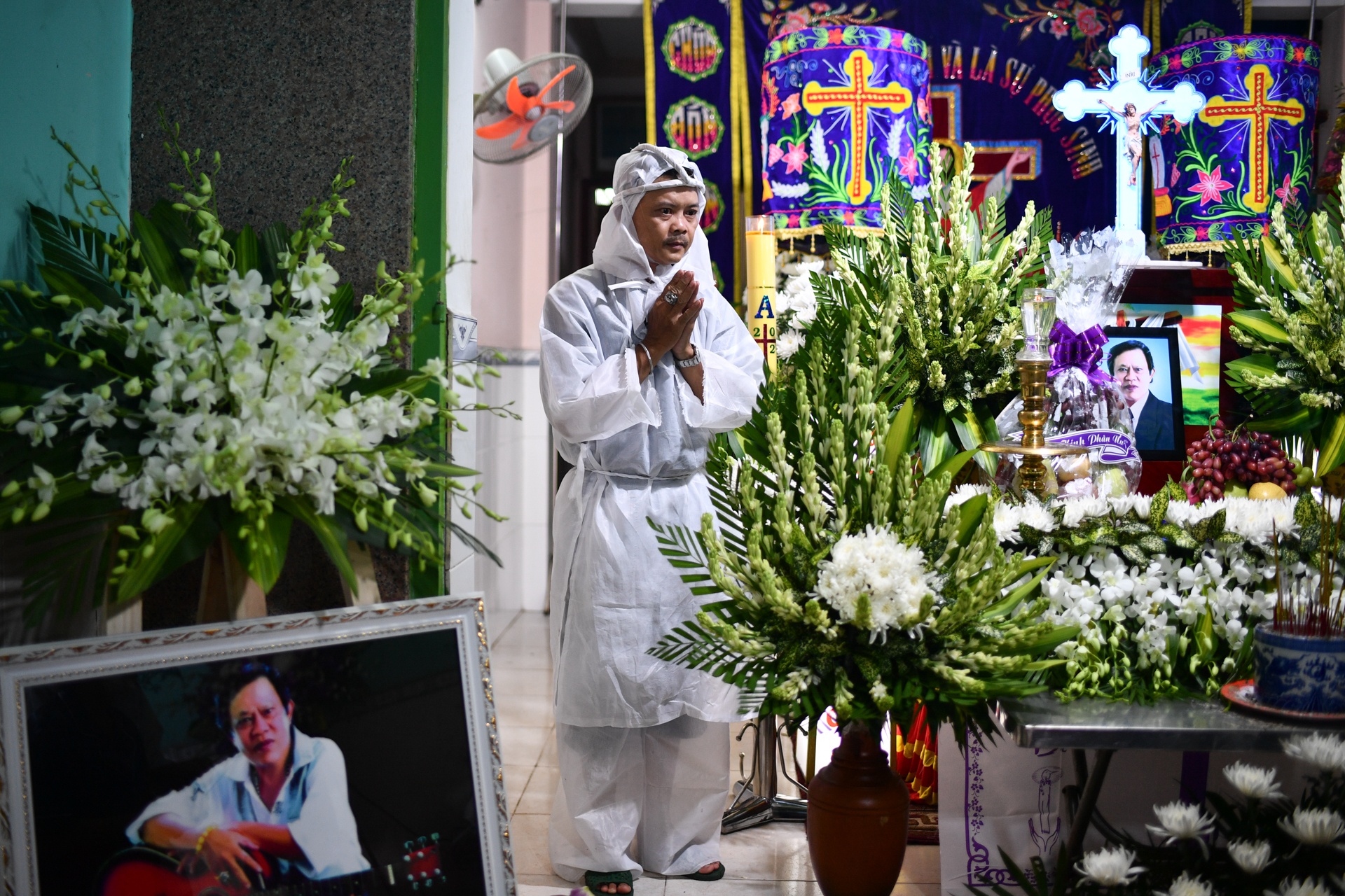 nhac si Vinh Su mat anh 4