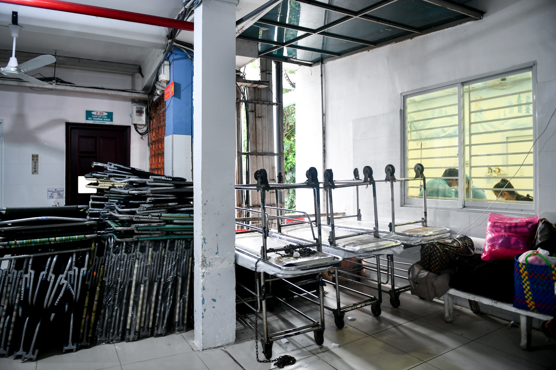 Benh vien TP.HCM xuong cap anh 11