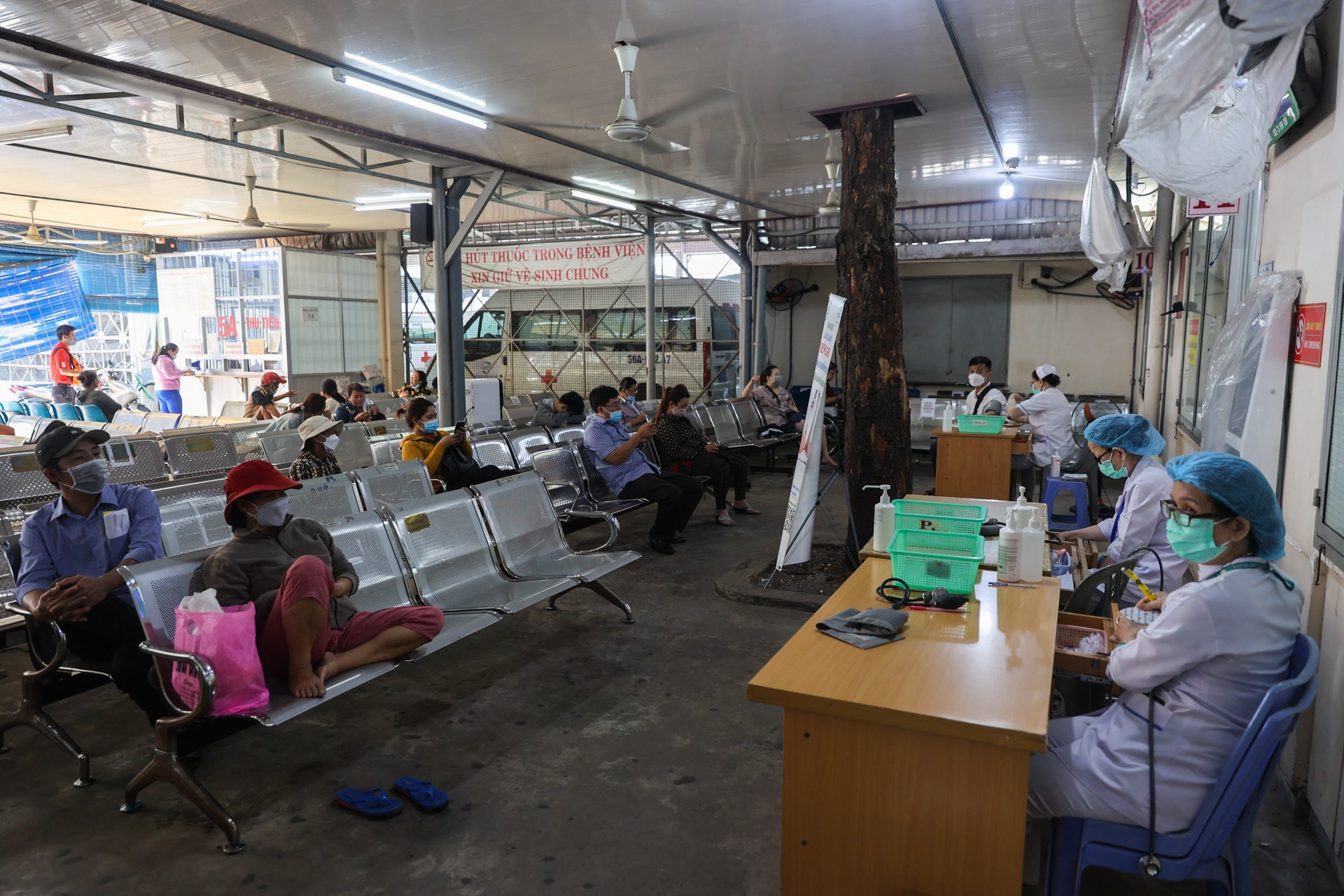 bệnh viện xuống cấp ảnh 8 benh vien xuong cap anh 8