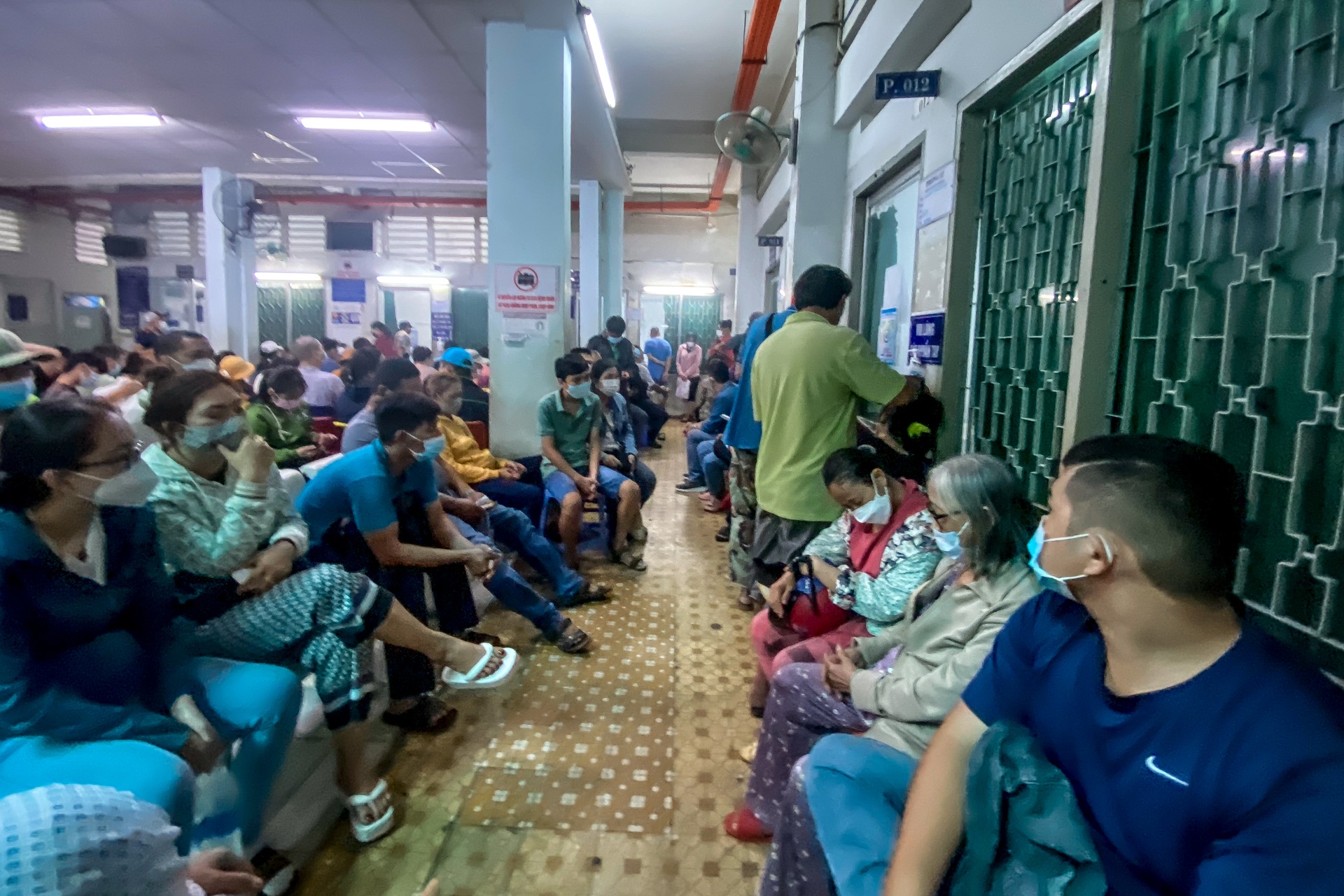 bệnh viện xuống cấp ảnh 1 benh vien xuong cap anh 1