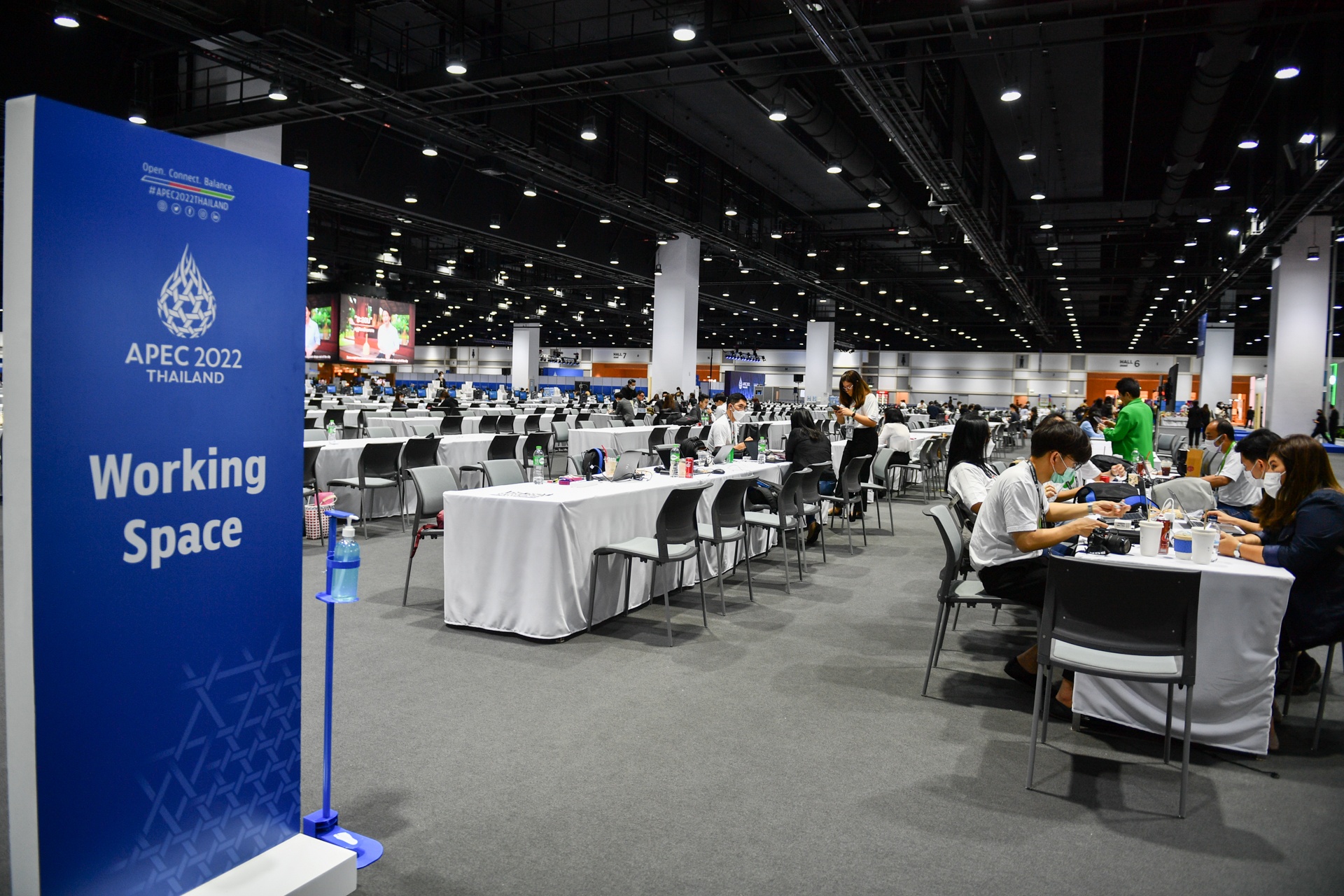 noi to chuc APEC 2022 anh 8
