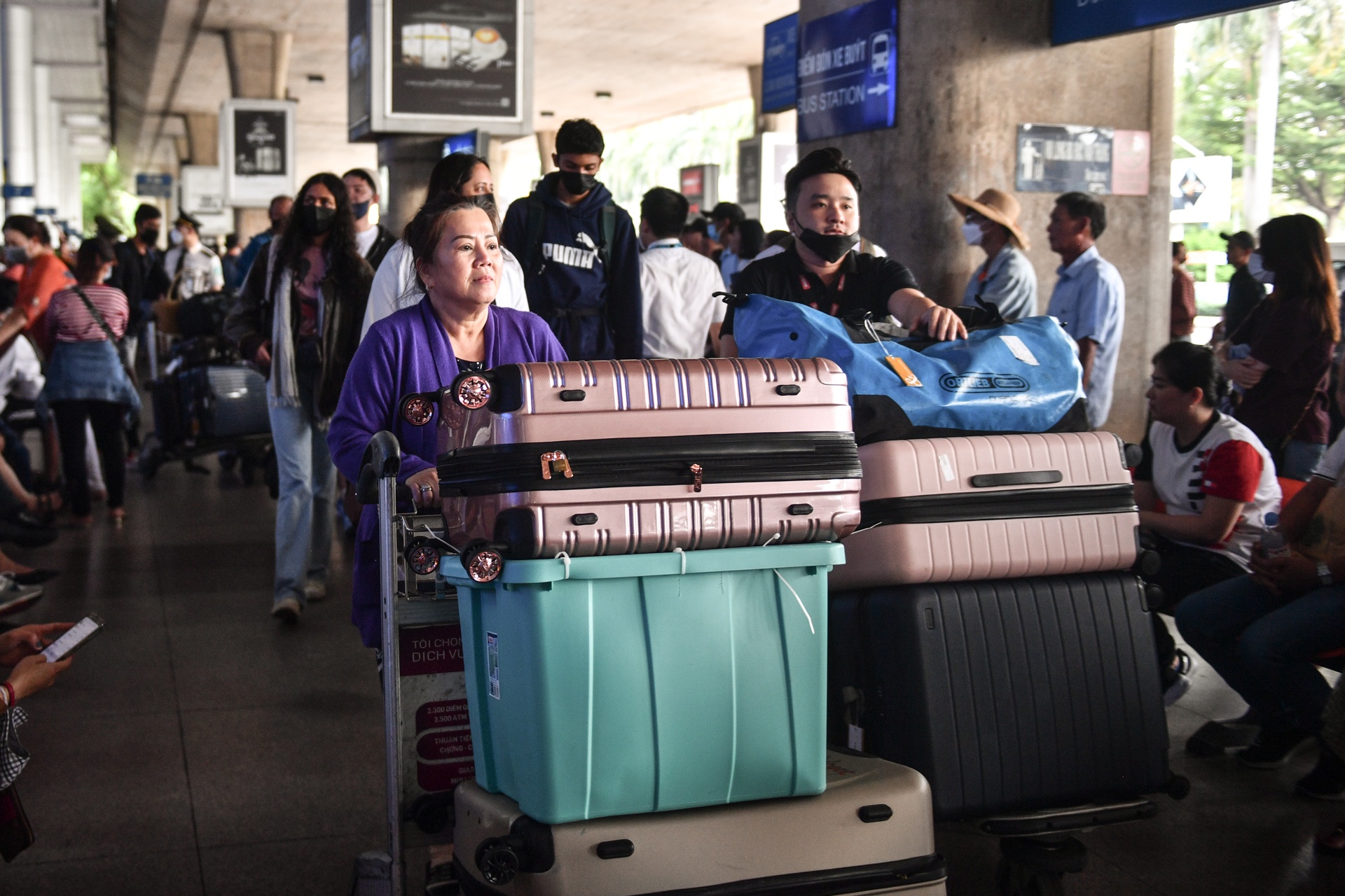 San bay Tet duong lich anh 3