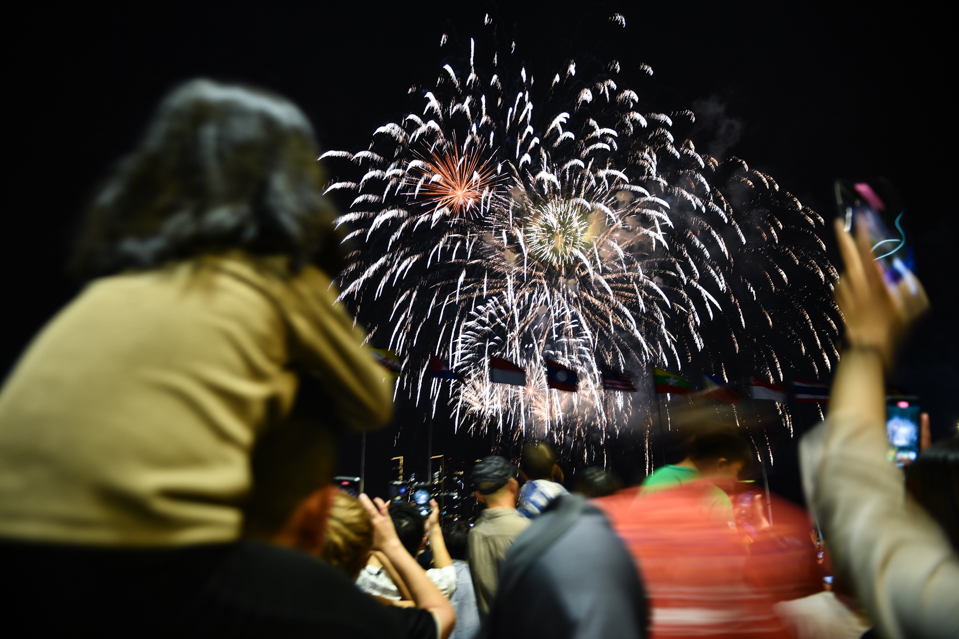 Phao hoa TP.HCM chao 2023 anh 8