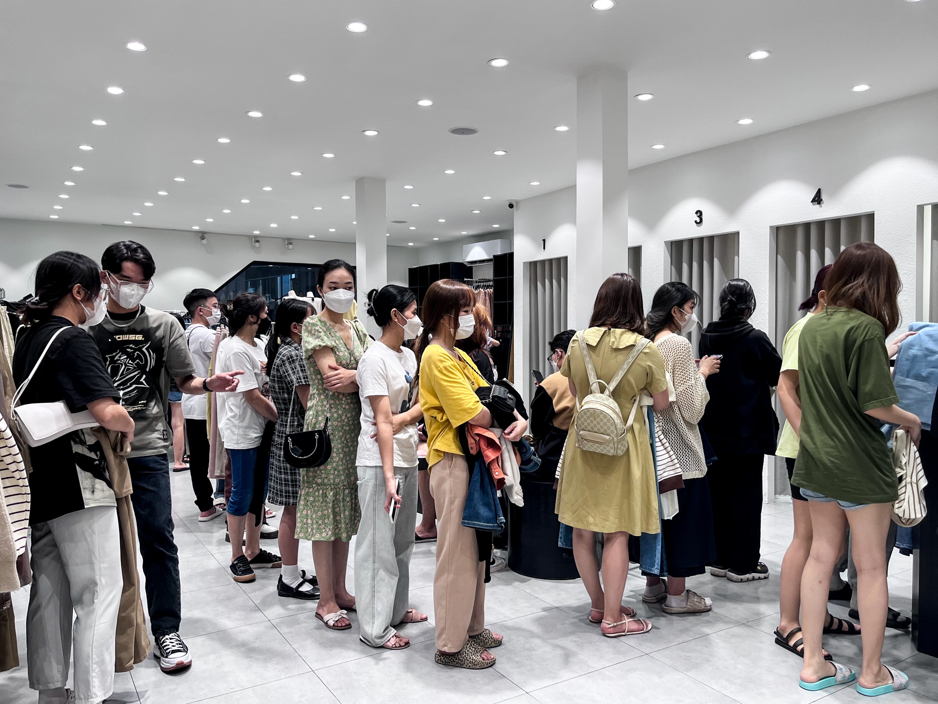 mua sam tet TP.HCM anh 6