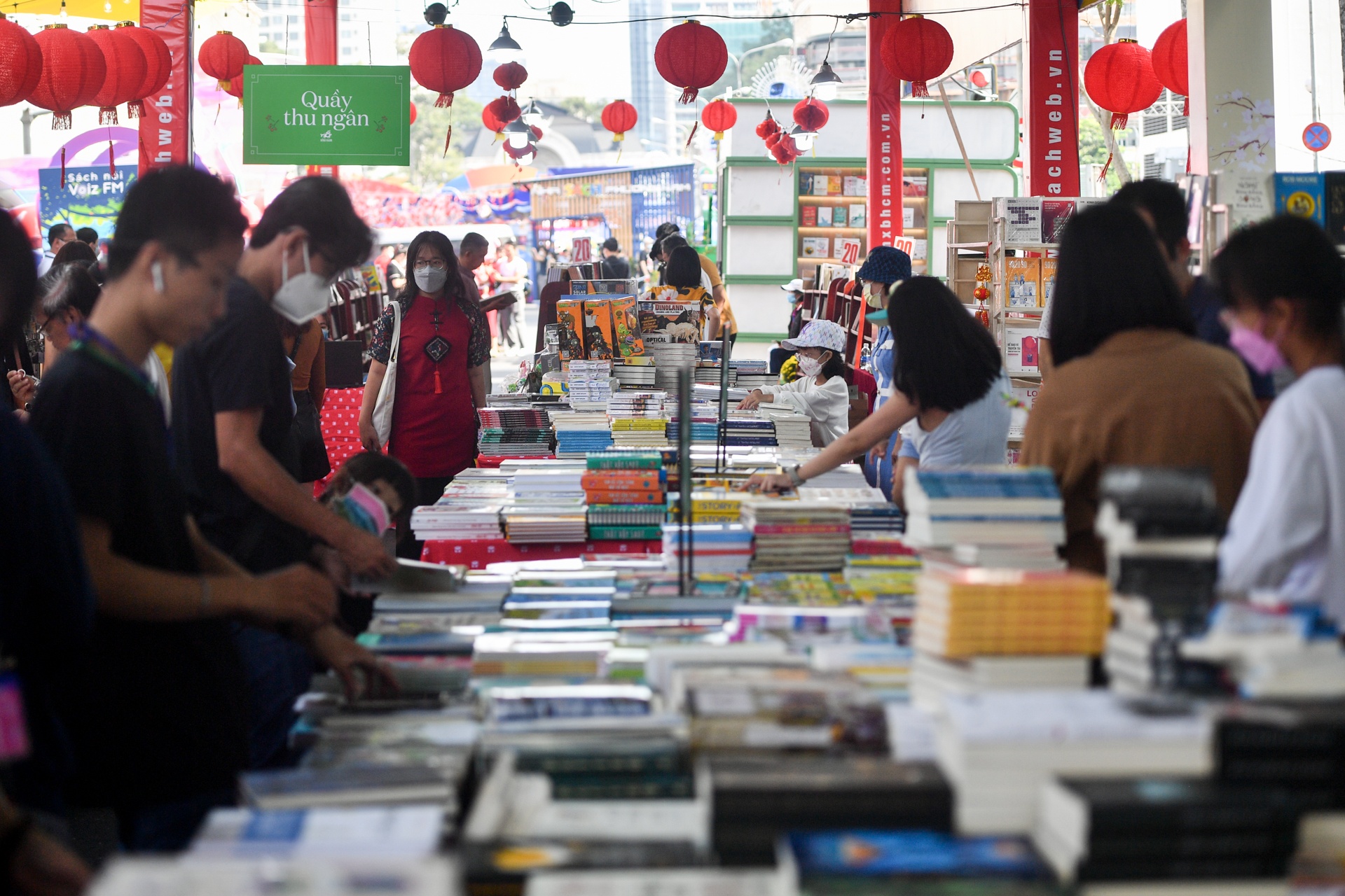 duong sach Tet 2023 anh 2