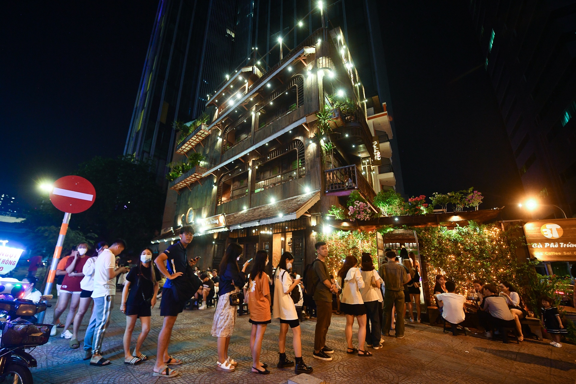 ca phe Ngo Van Nam anh 3