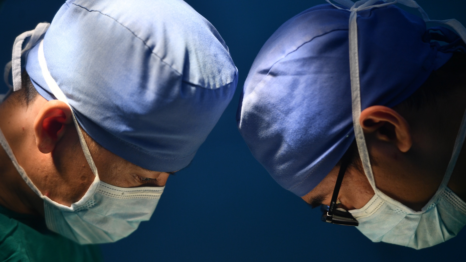 bac si be dau bu anh 17