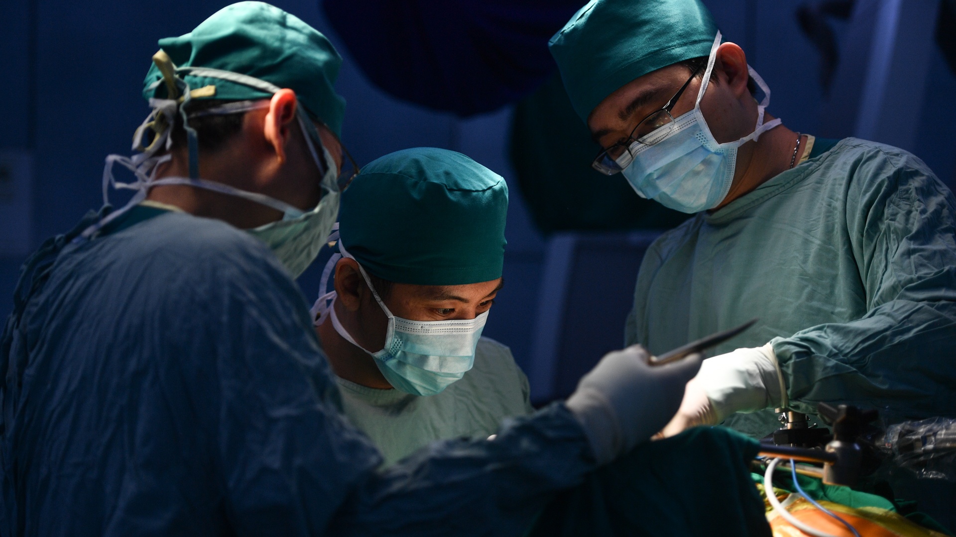 bac si be dau bu anh 10