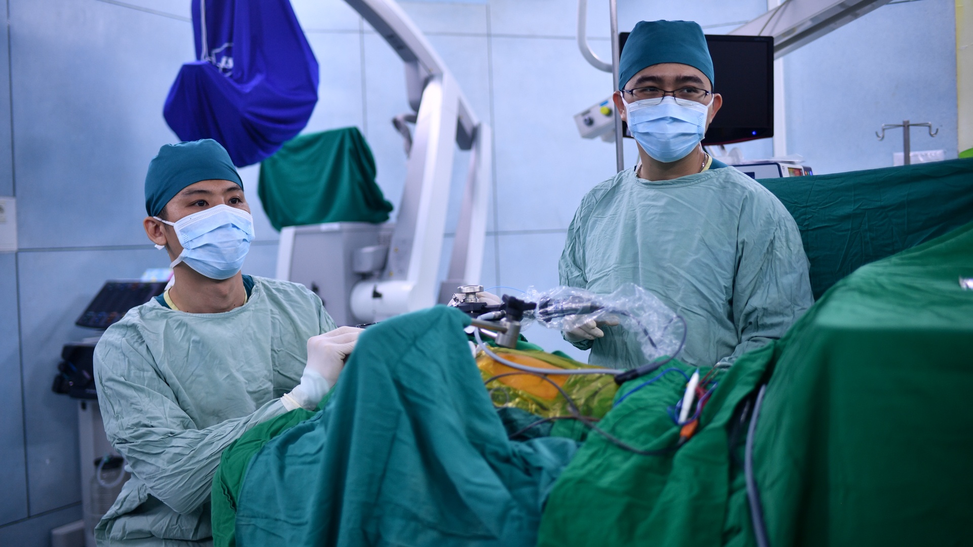 bac si be dau bu anh 15