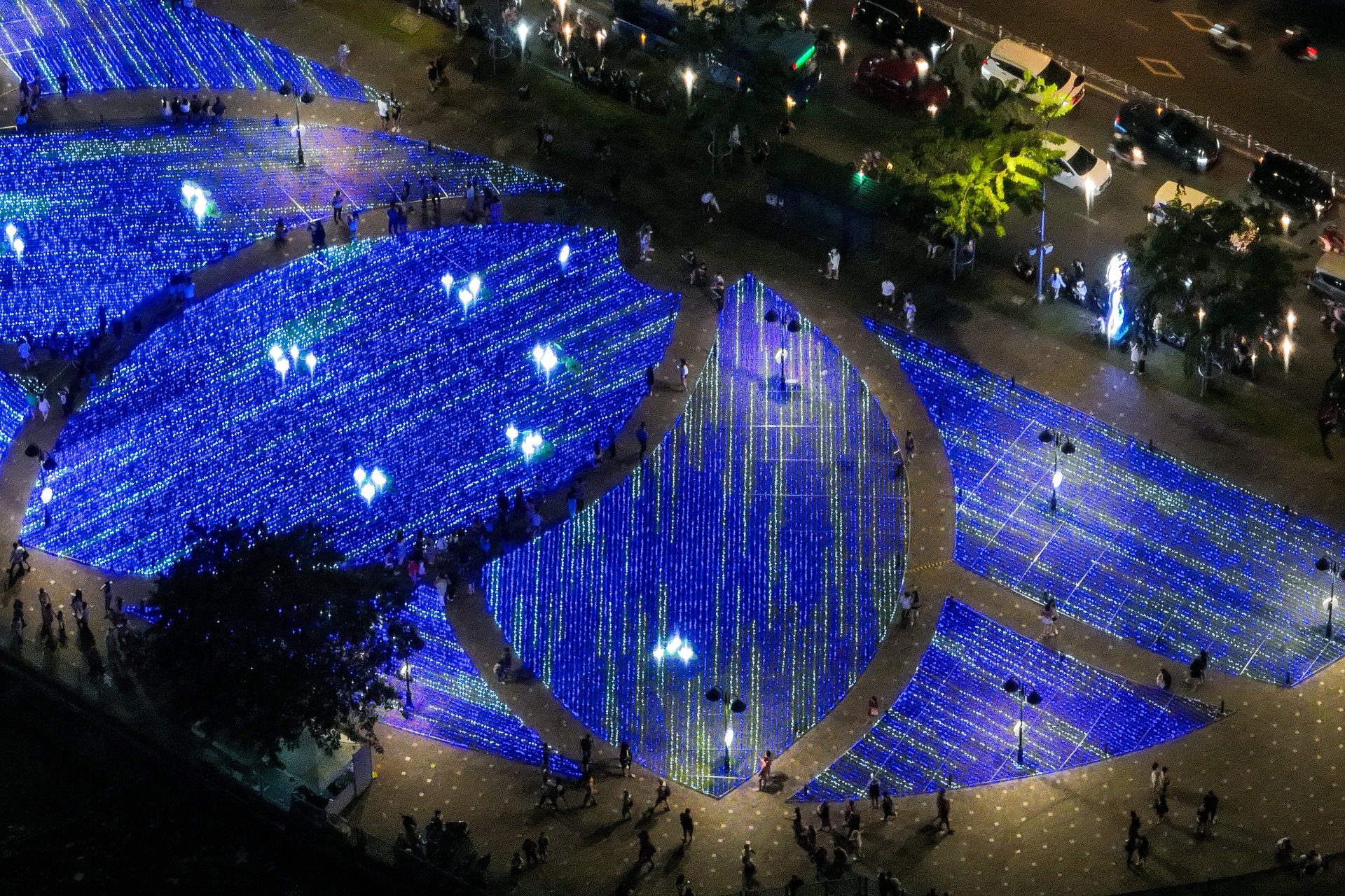 den LED ben Bach Dang anh 3