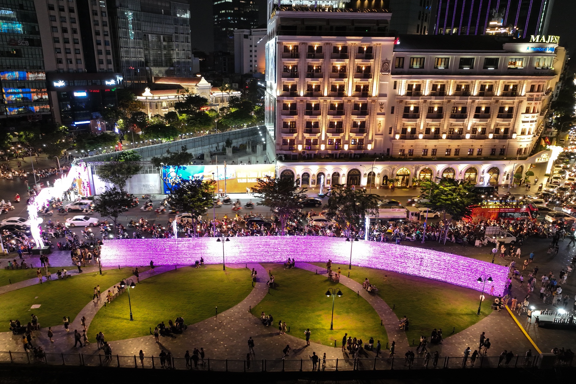 den LED ben Bach Dang anh 7