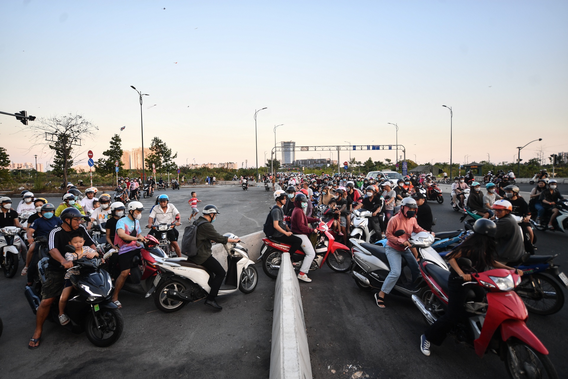 tha dieu cau Ba Son anh 3