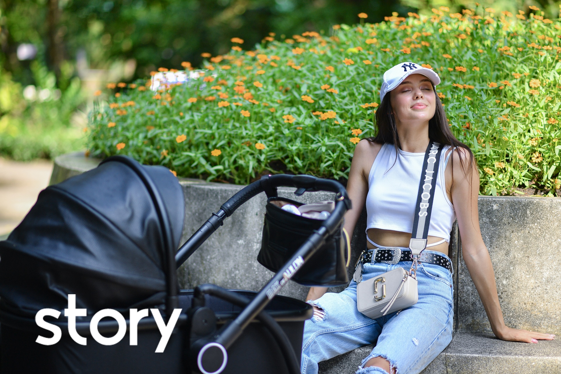 Mau Tay Dianka hoc tieng Viet, cham con trong ngay vang Bui Tien Dung hinh anh