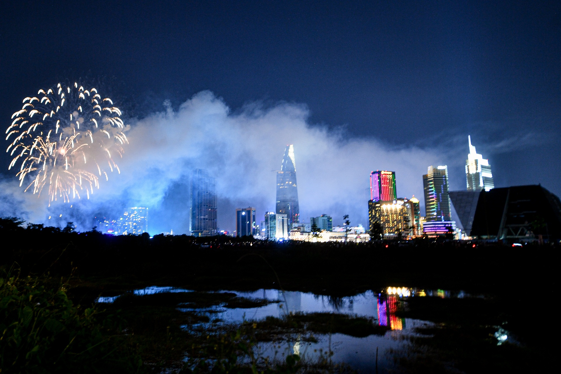 phao hoa TP.HCM 30/4 anh 8