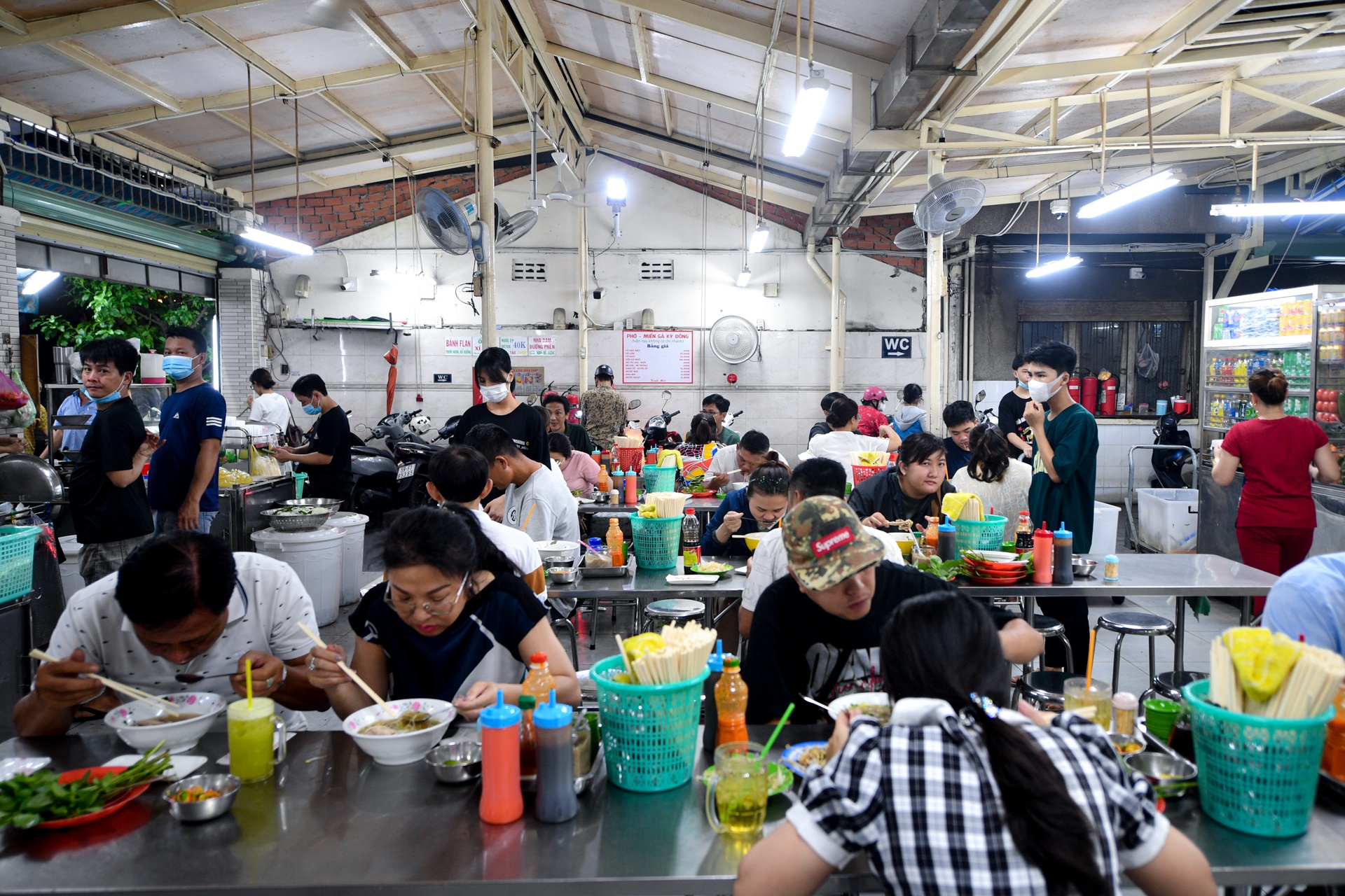 quan an TP.HCM sau Michelin anh 1