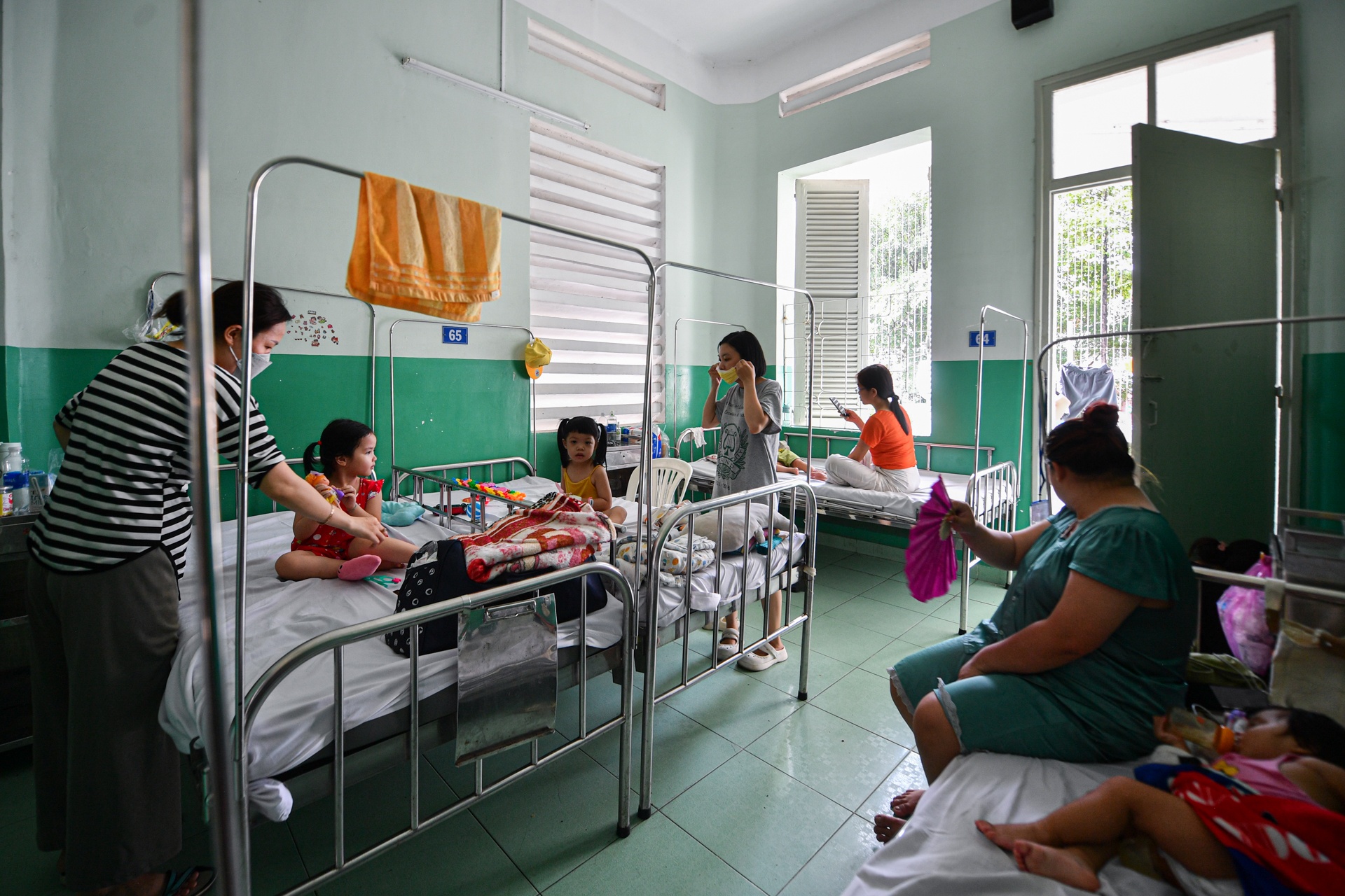 Tay chan mieng,  TP.HCM,  khoa nhi,  benh vien,  nhi dong 2 anh 1