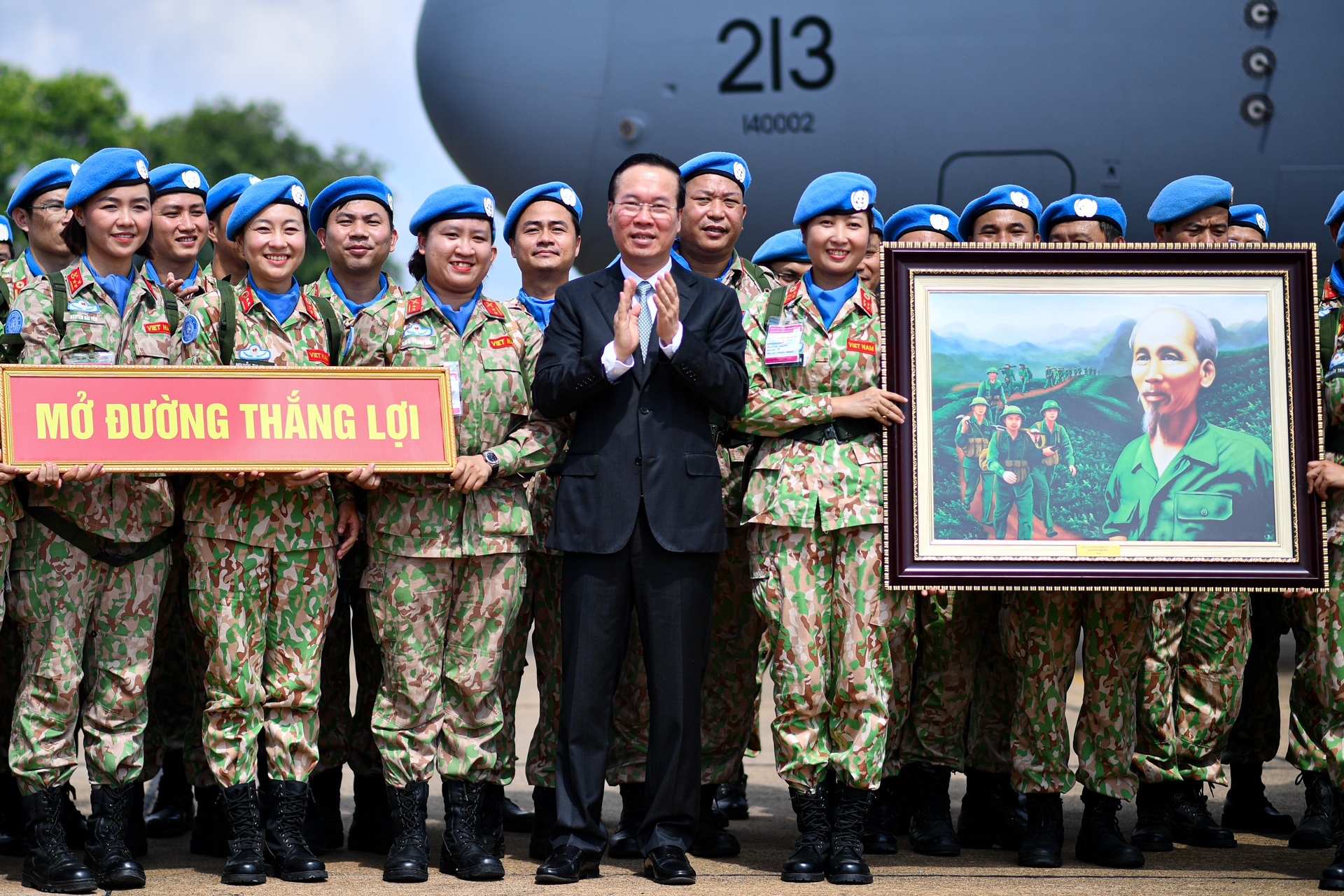 chien si mu noi xanh anh 3