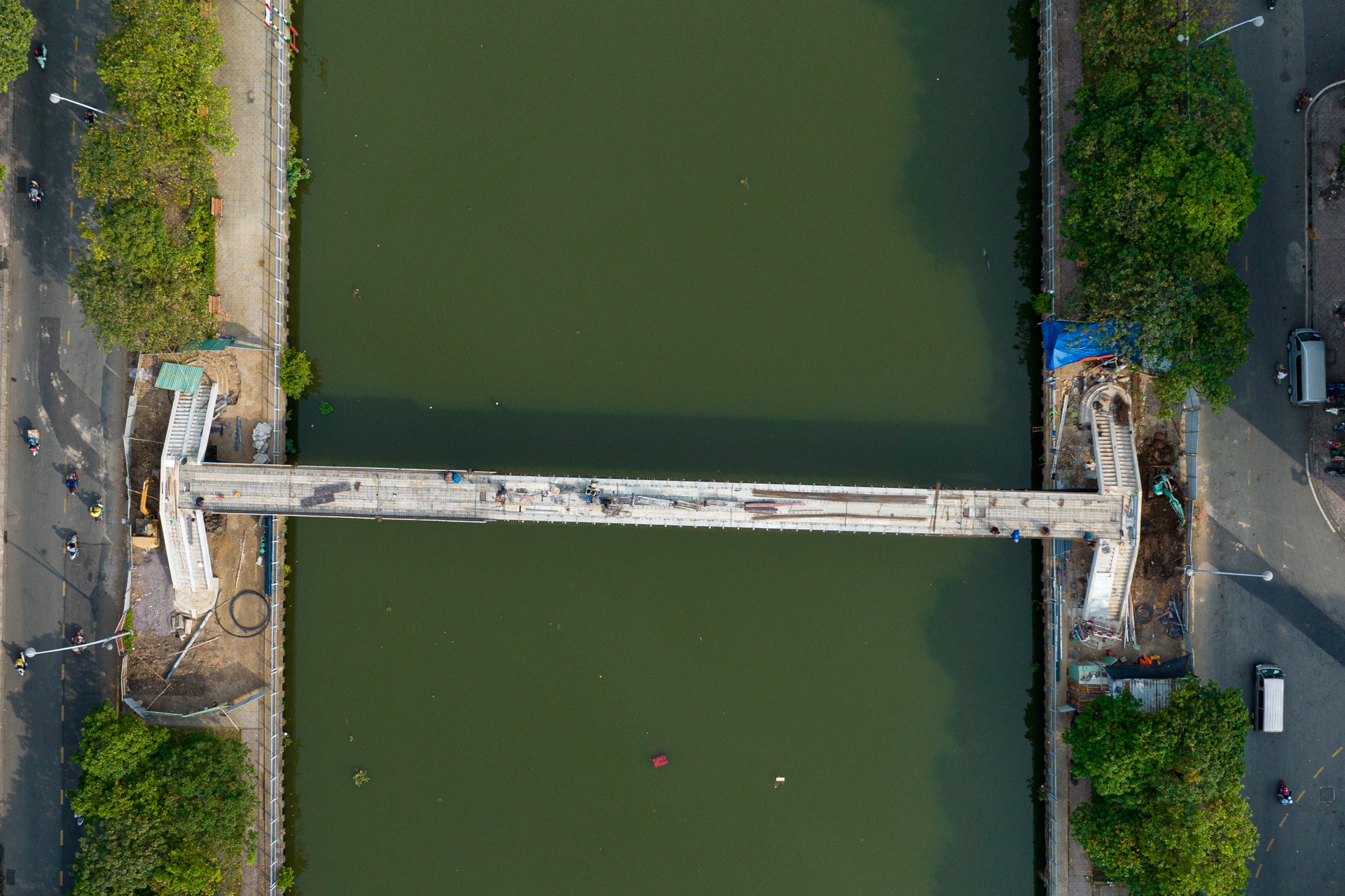 Cau di bo o TP.HCM anh 5