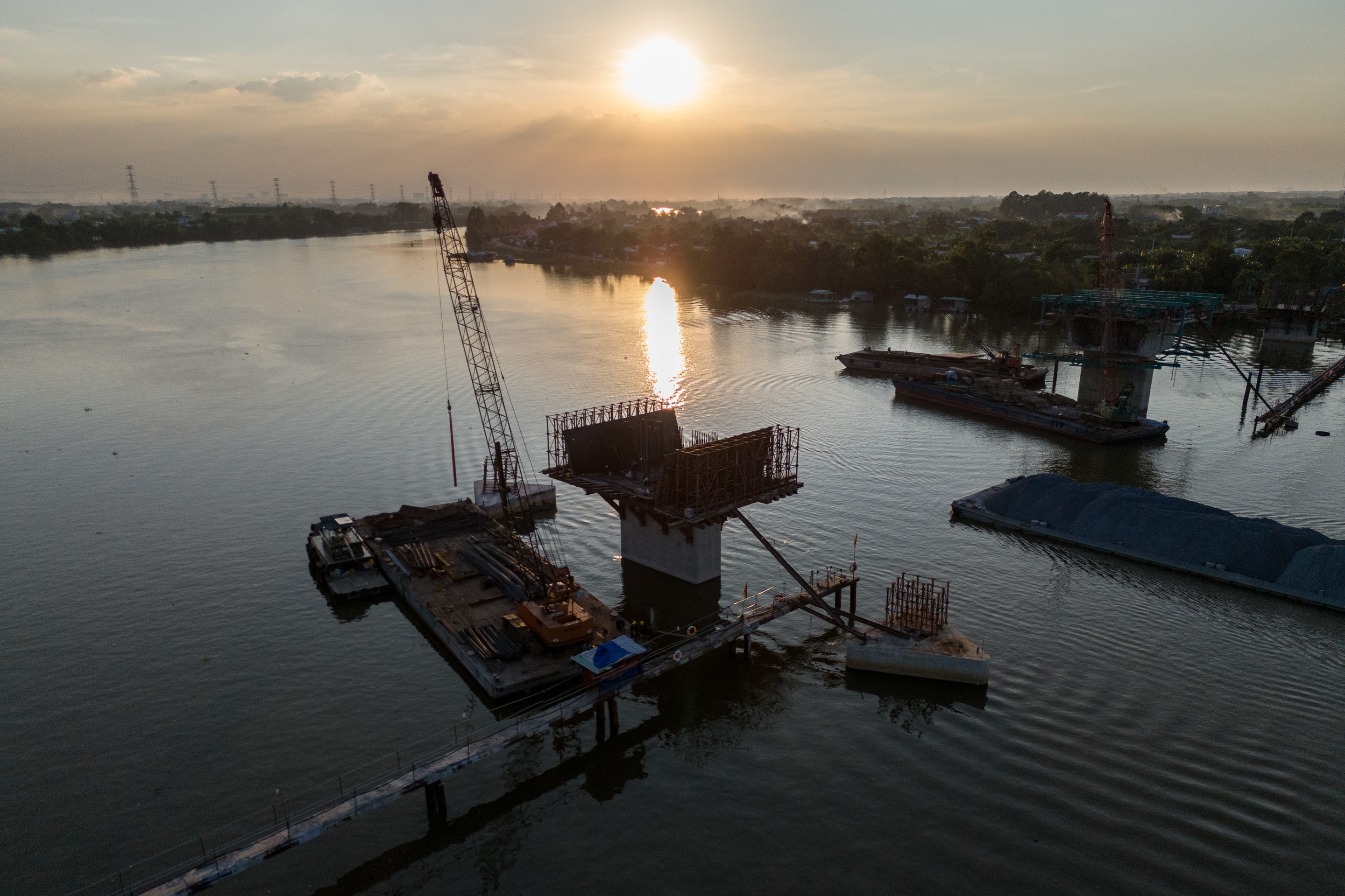 Cau Bach Dang 2 anh 9