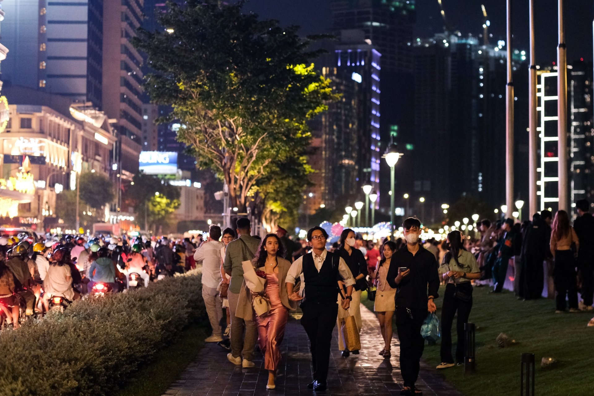 pho di bo Nguyen Hue anh 7