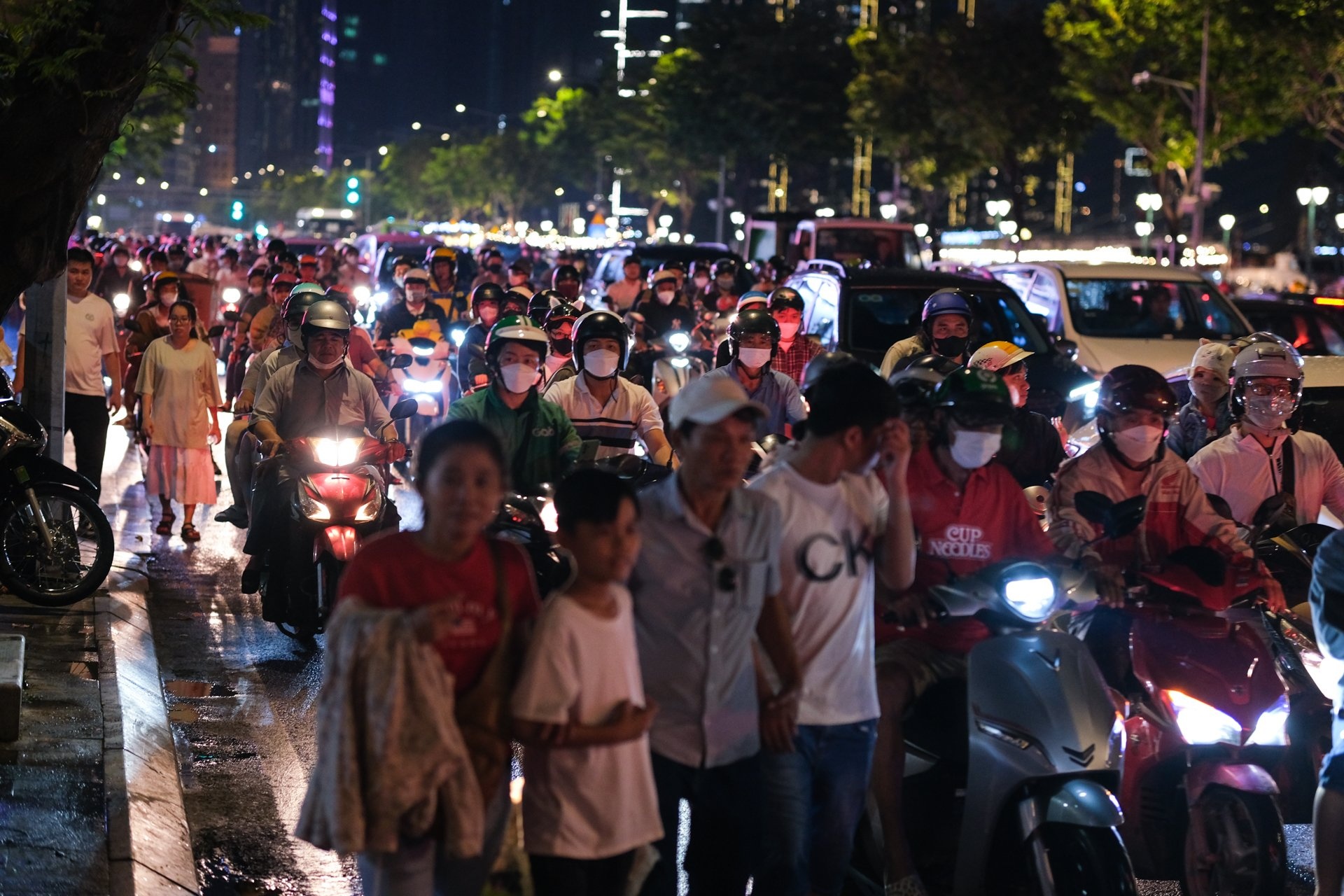 pho di bo Nguyen Hue anh 6