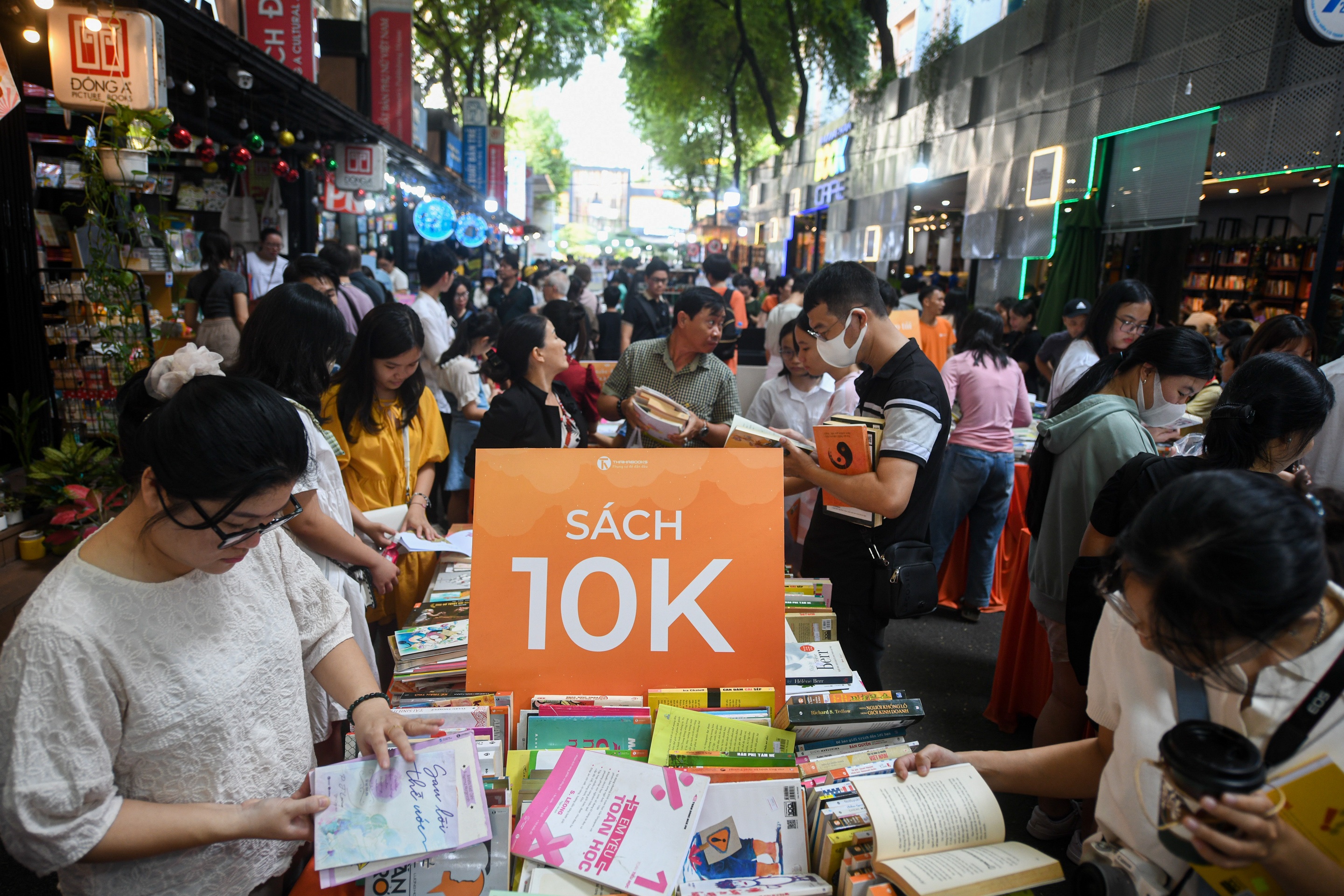 duong sach TP.HCM anh 4