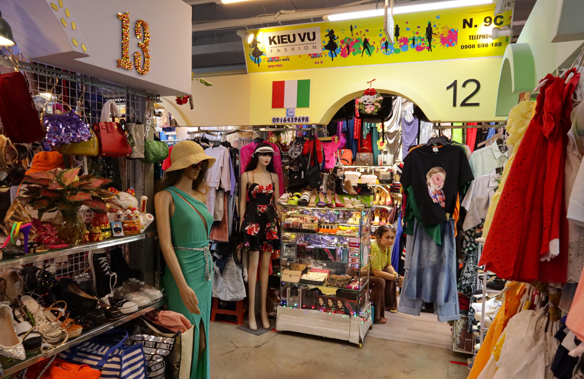 Khu mua sam ngam TP.HCM anh 4